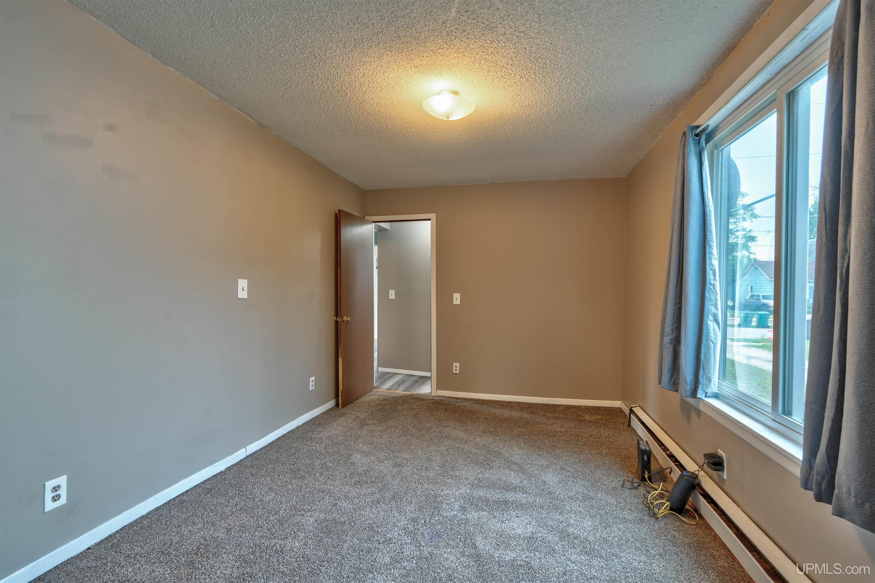 137 N Second Street Property Photo 14