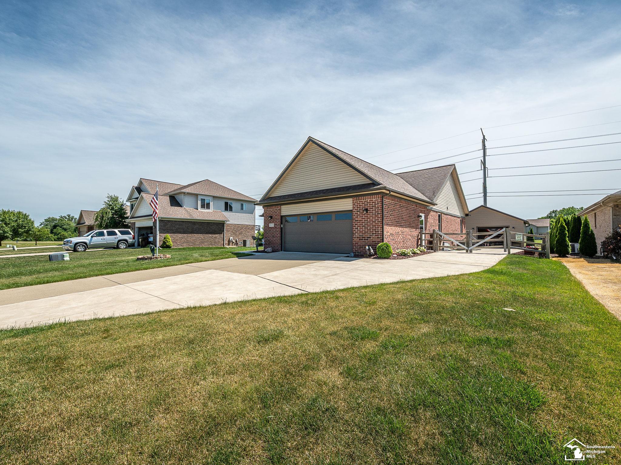5019 Skylark Drive Property Photo 35
