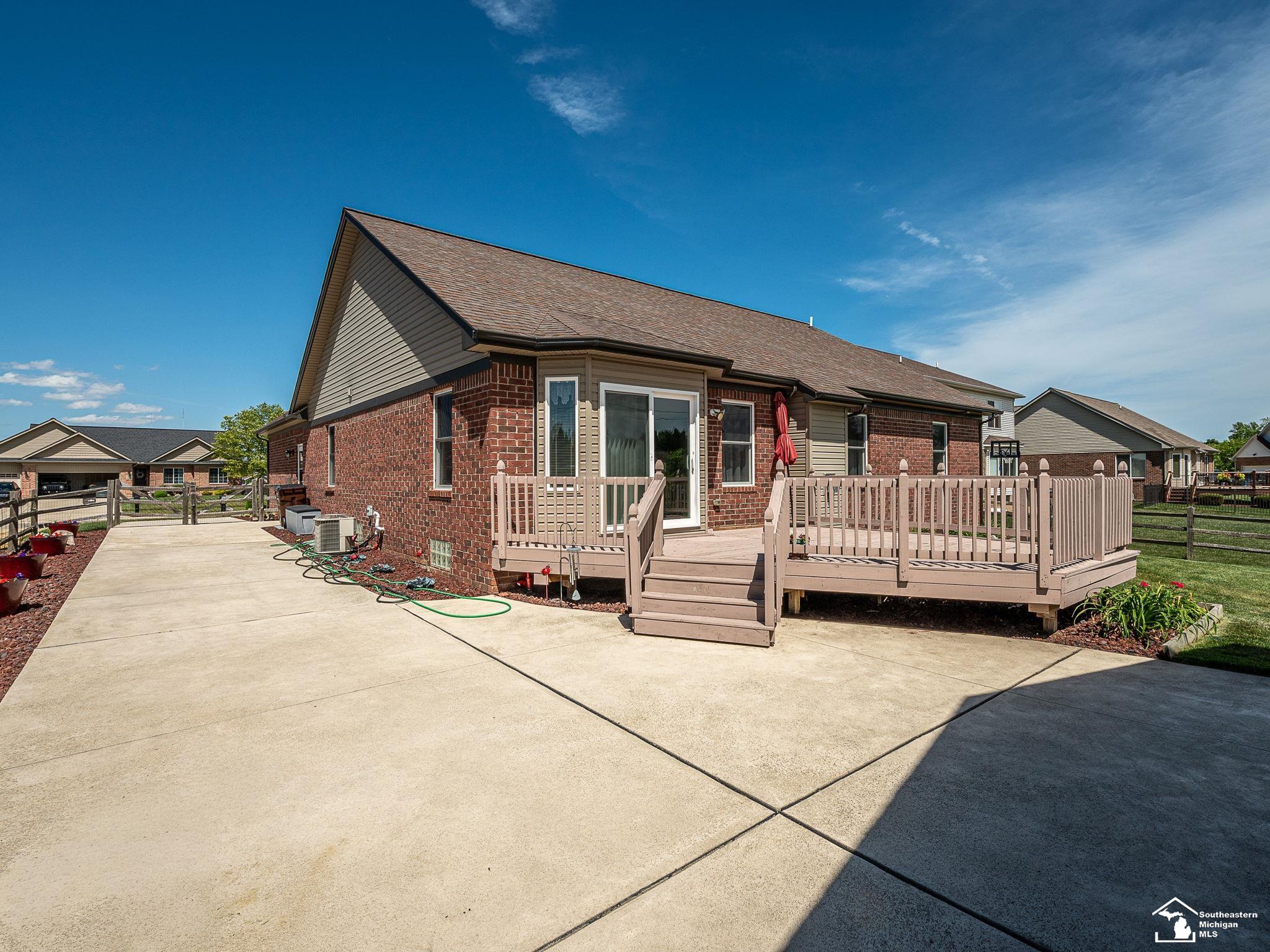 5019 Skylark Drive Property Photo 38