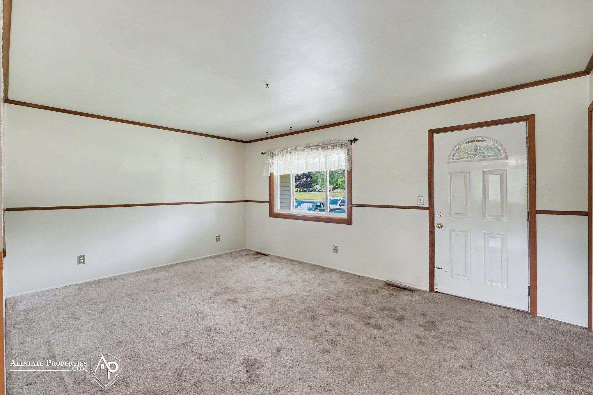 6499 Bristol Road Property Photo 2