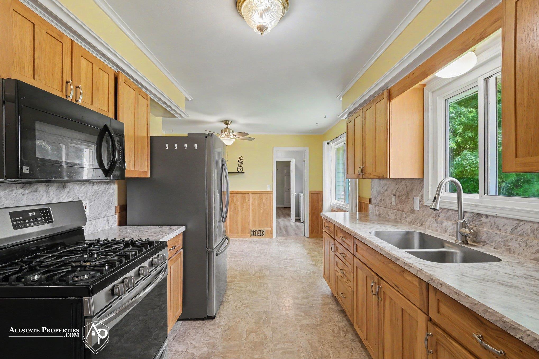 6499 Bristol Road Property Photo 6
