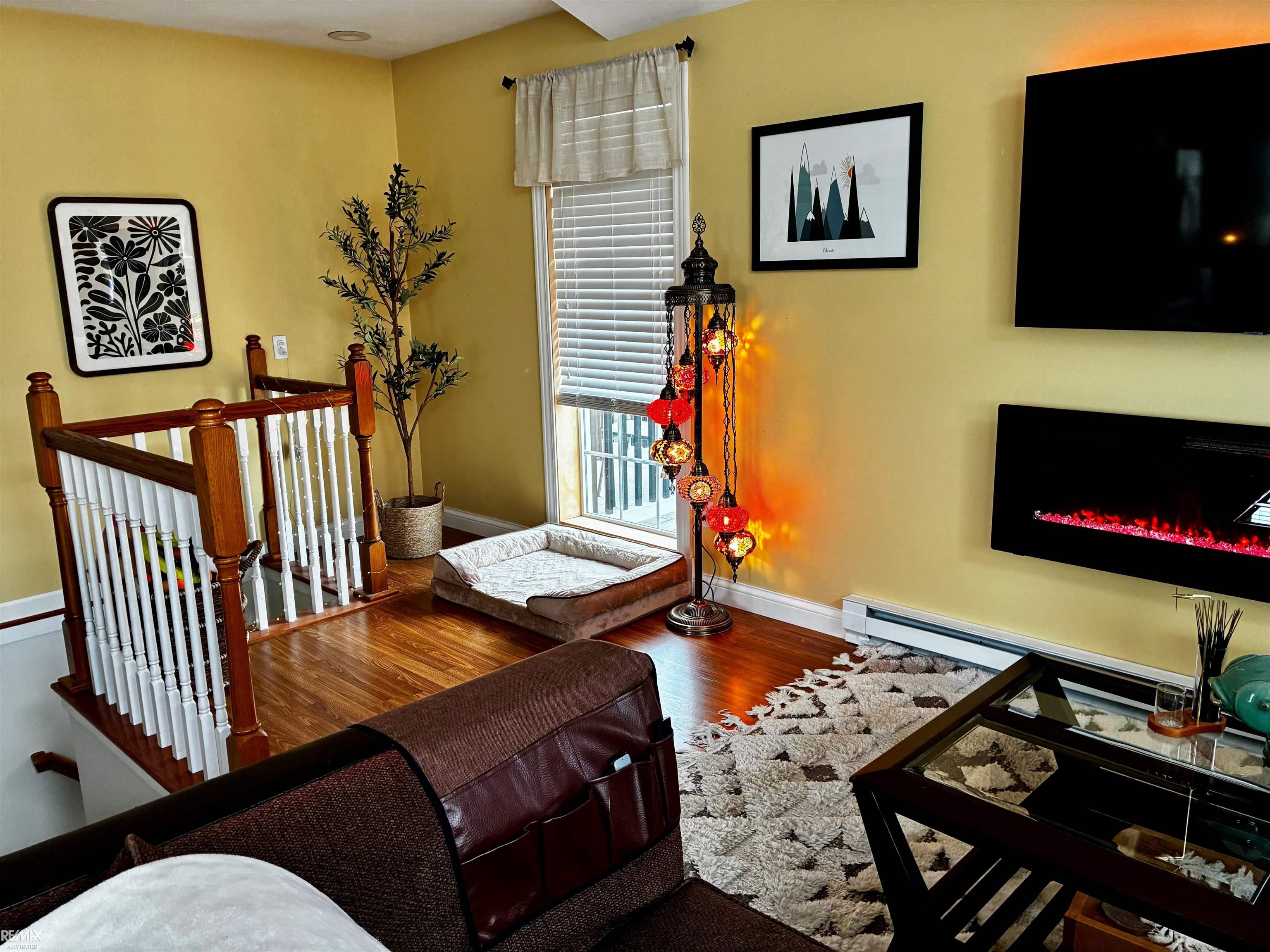 4338 Hamilton Way Property Photo 7