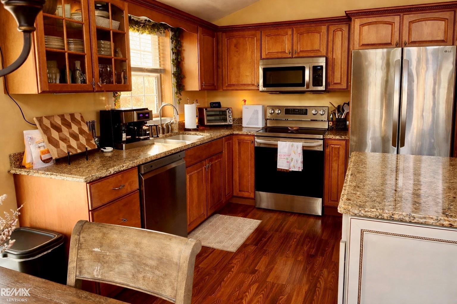 4338 Hamilton Way Property Photo 9