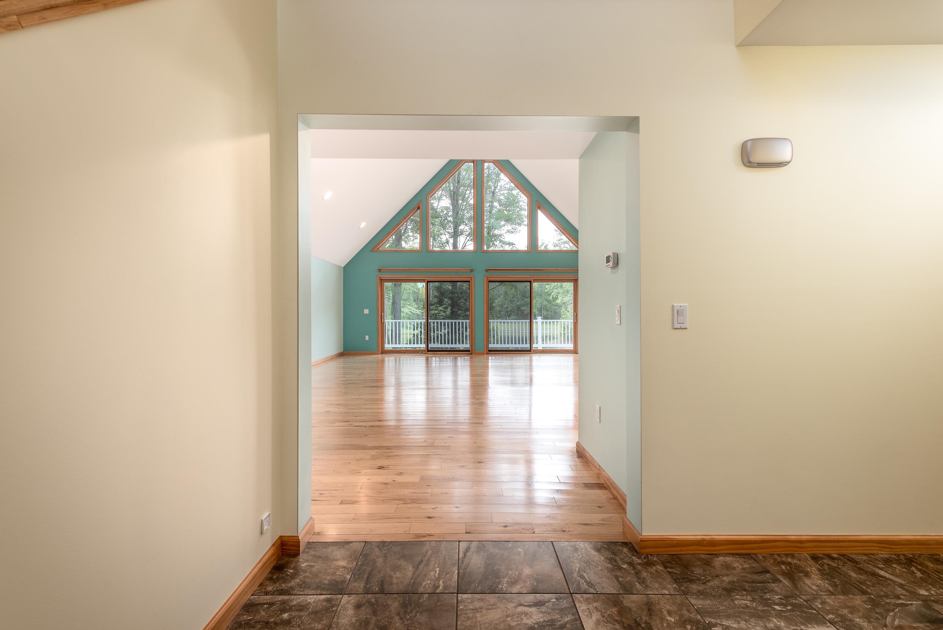 1365 E Shaffer Road Property Photo 14