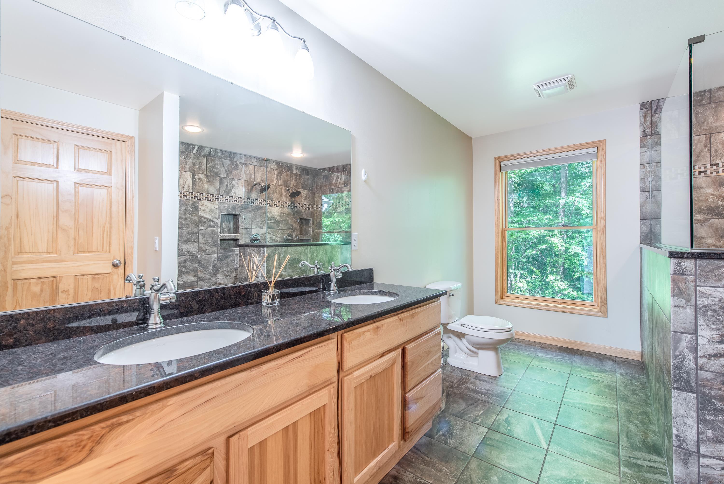 1365 E Shaffer Road Property Photo 32
