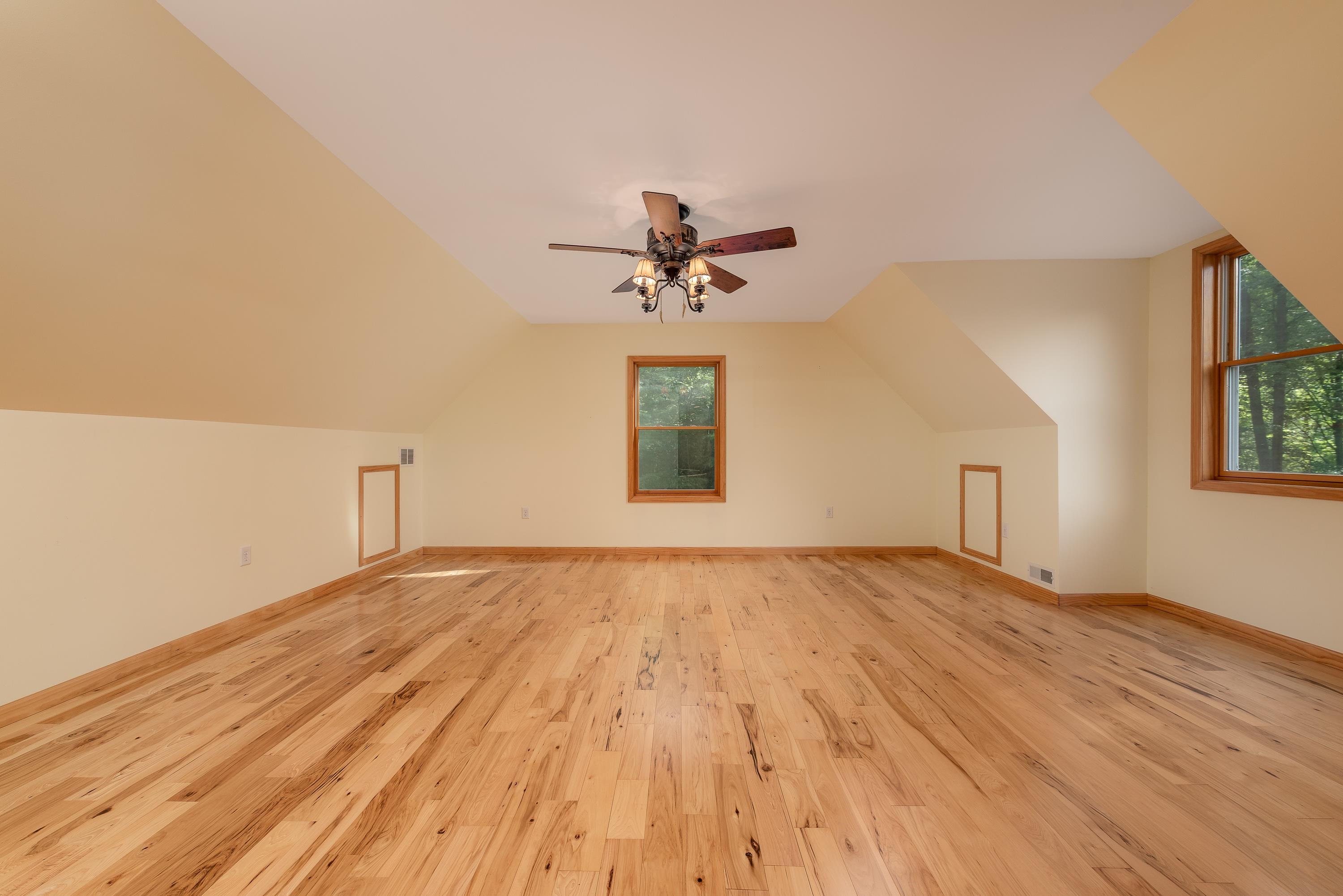 1365 E Shaffer Road Property Photo 41