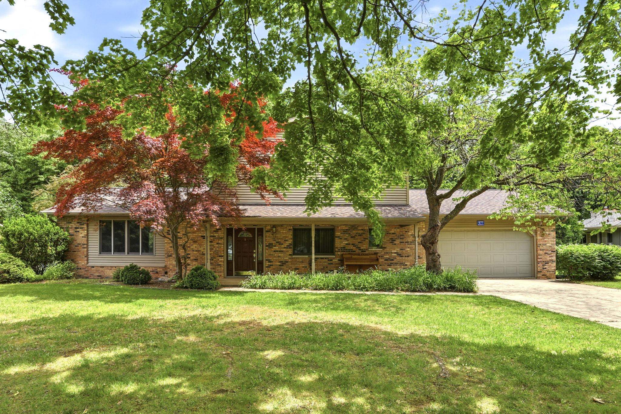 577 E Franconian Drive