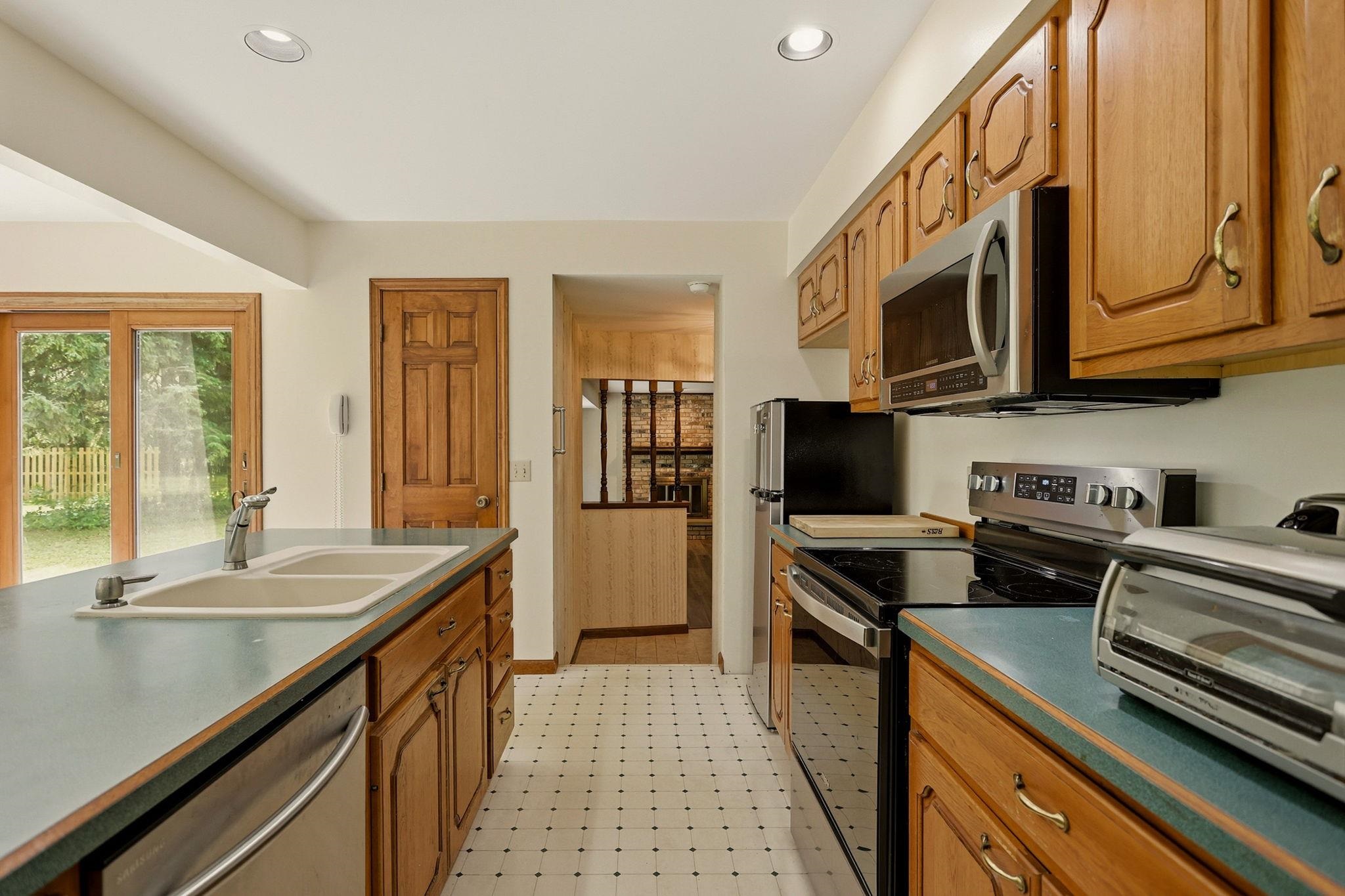 577 E Franconian Drive Property Photo 15