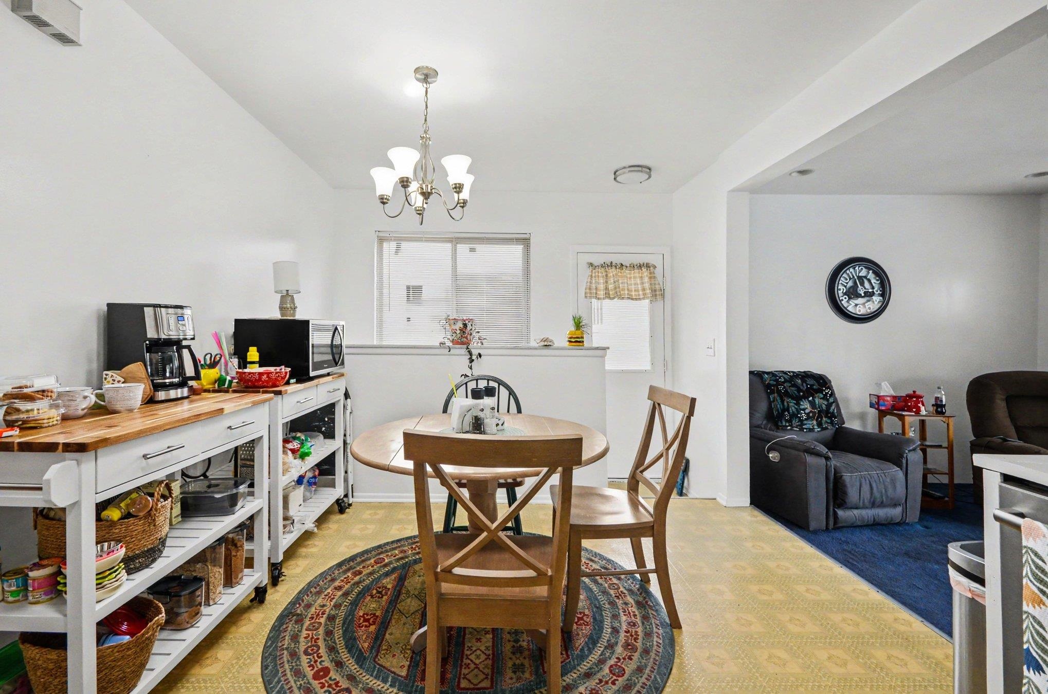 11822 Highland Drive Property Photo 9