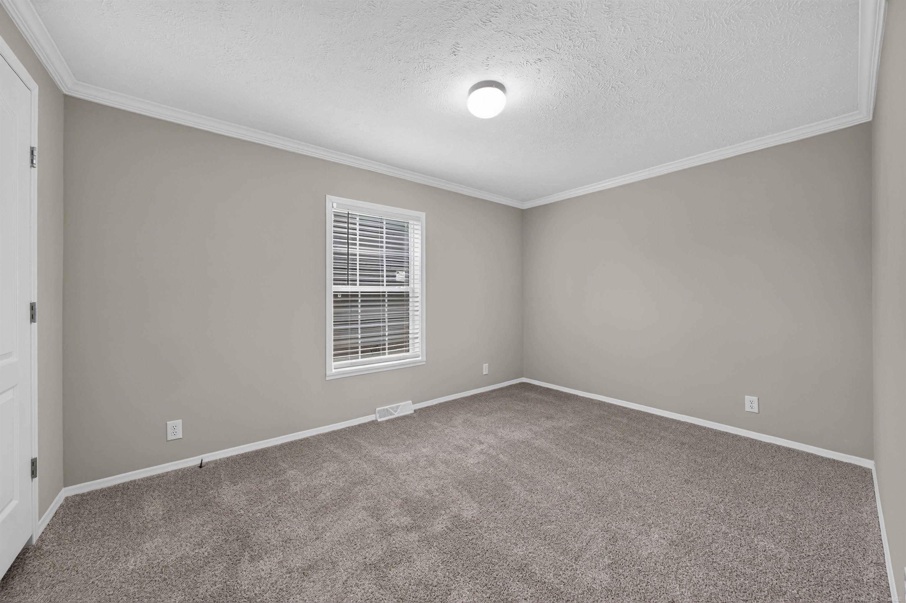 262 Riviera Drive Property Photo 9