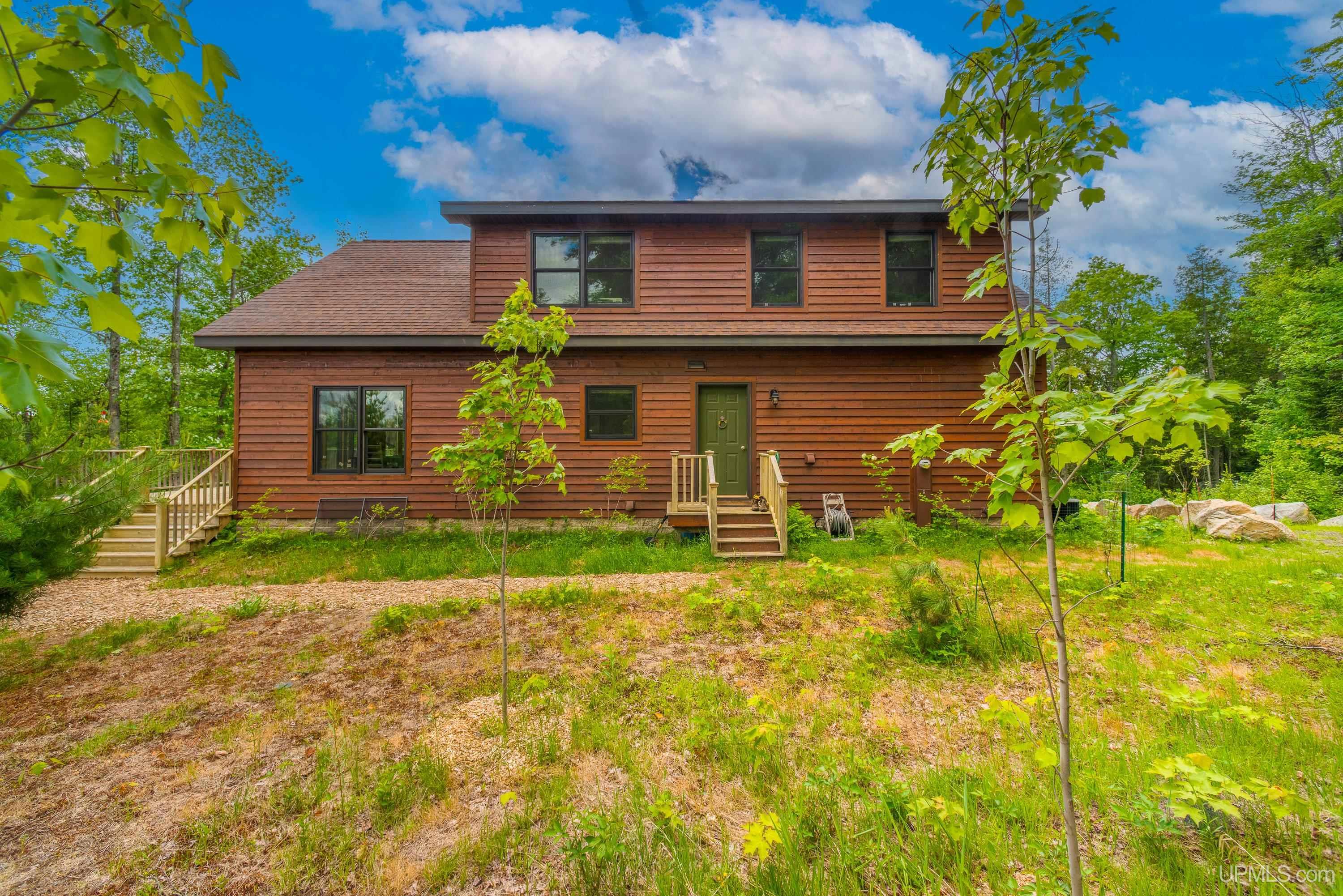 26597 N Fence Lake Road Property Photo 6