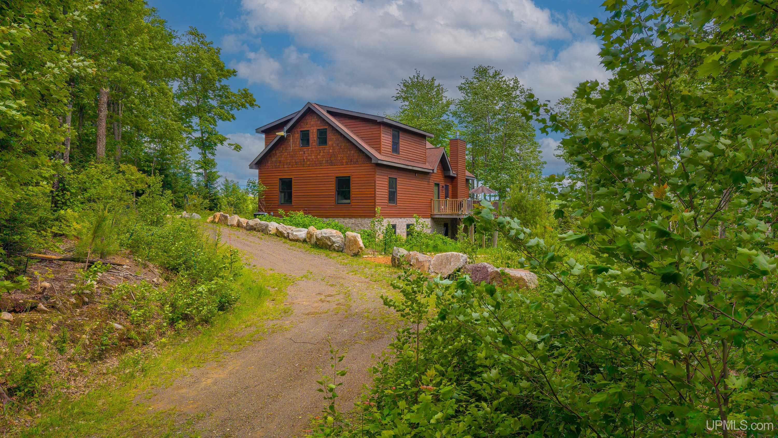 26597 N Fence Lake Road Property Photo 8