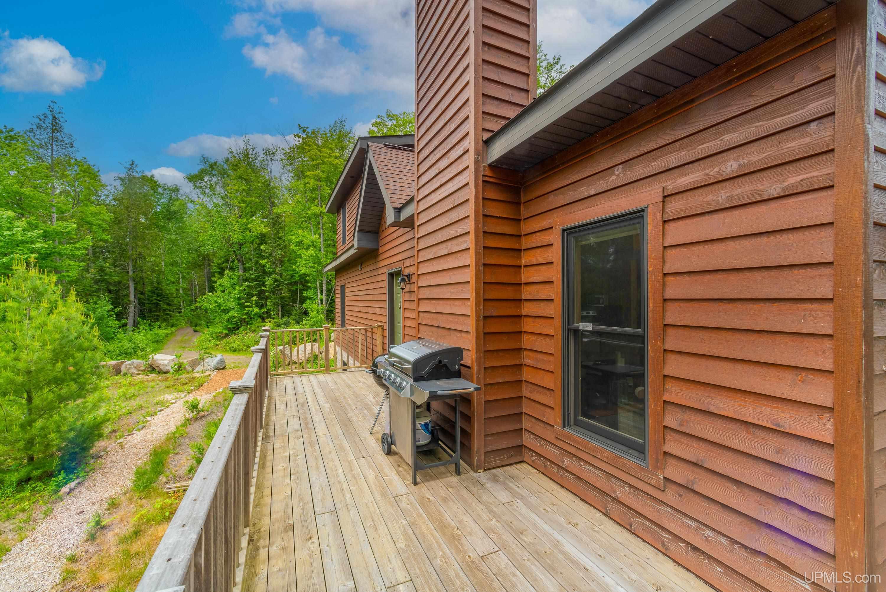 26597 N Fence Lake Road Property Photo 16