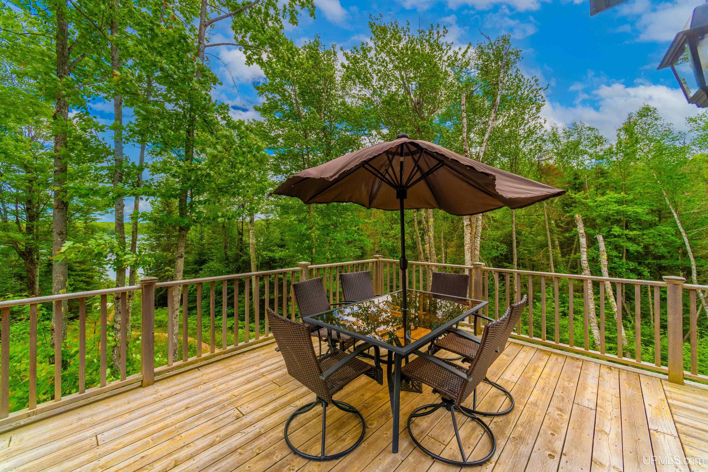 26597 N Fence Lake Road Property Photo 17