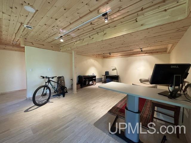 26597 N Fence Lake Road Property Photo 49