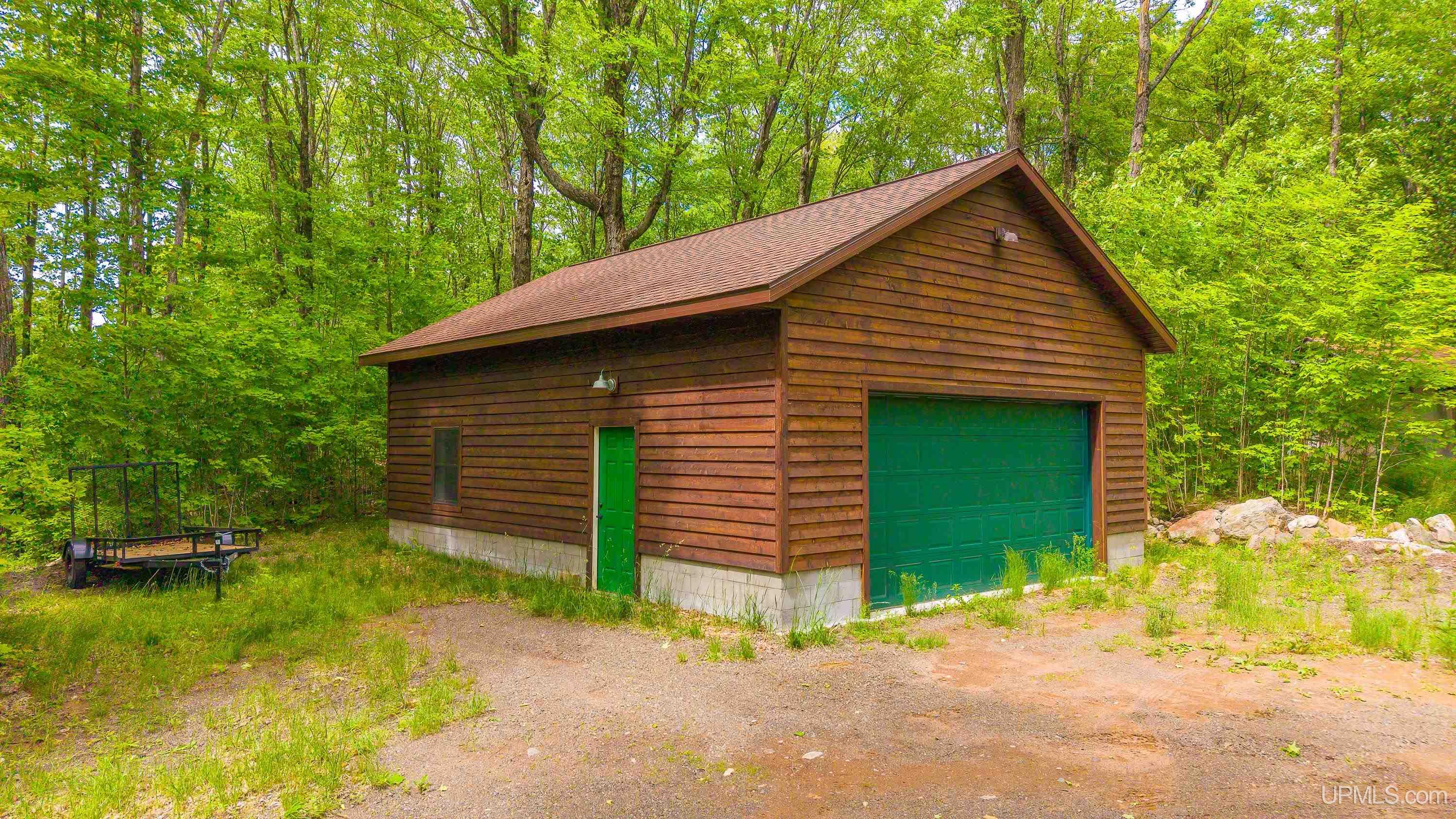26597 N Fence Lake Road Property Photo 61