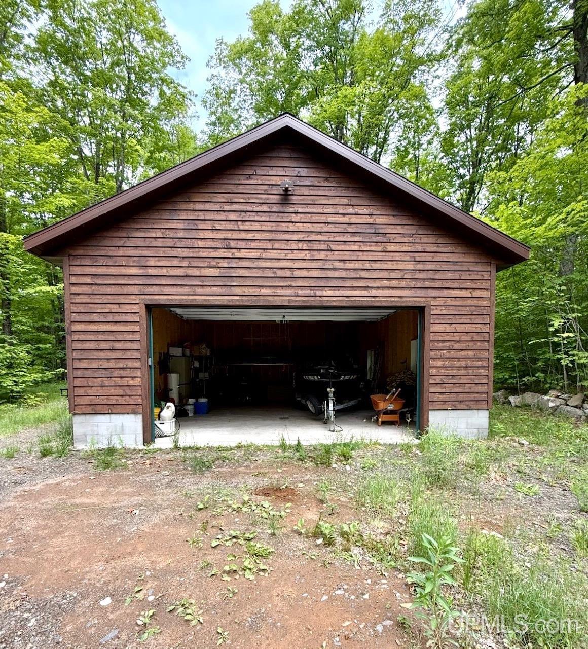 26597 N Fence Lake Road Property Photo 62