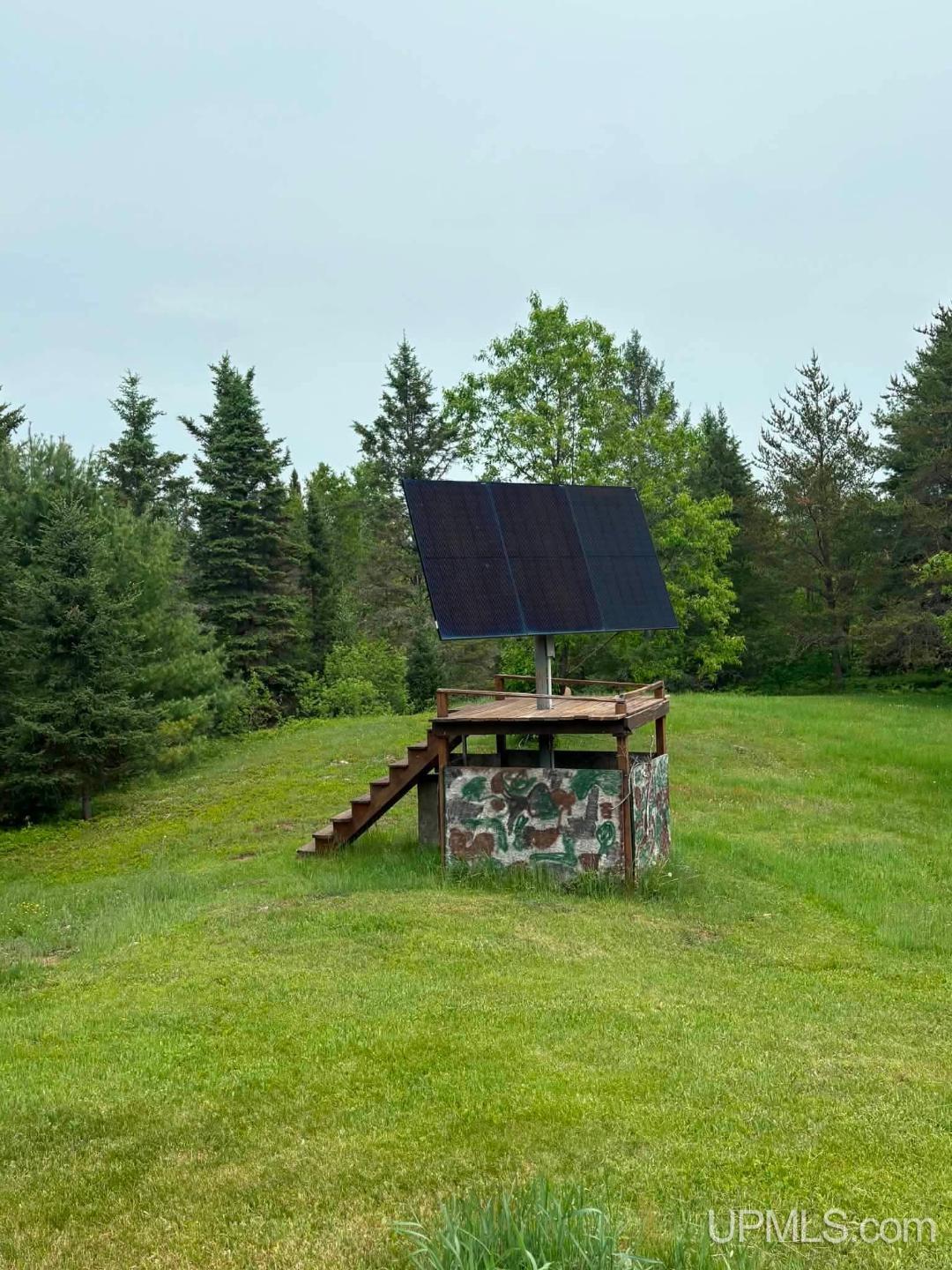573 Triangle Ranch Road Property Photo 2