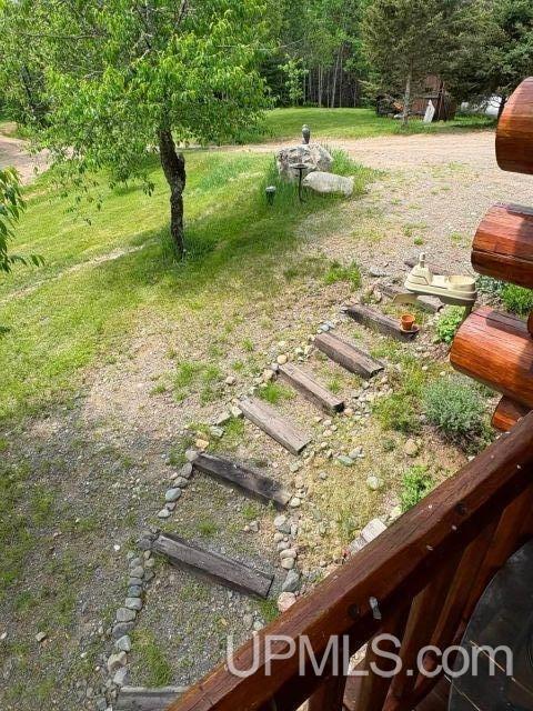 573 Triangle Ranch Road Property Photo 9