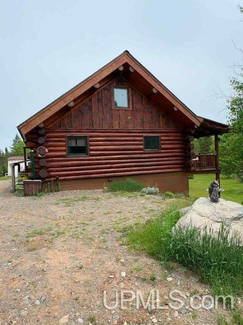 573 Triangle Ranch Road Property Photo 12