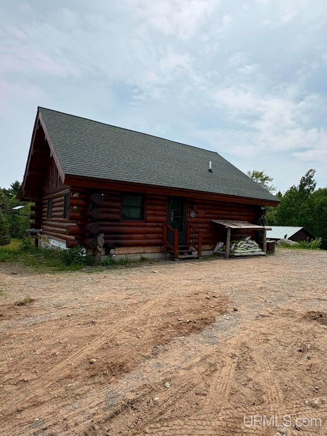 573 Triangle Ranch Road Property Photo 17