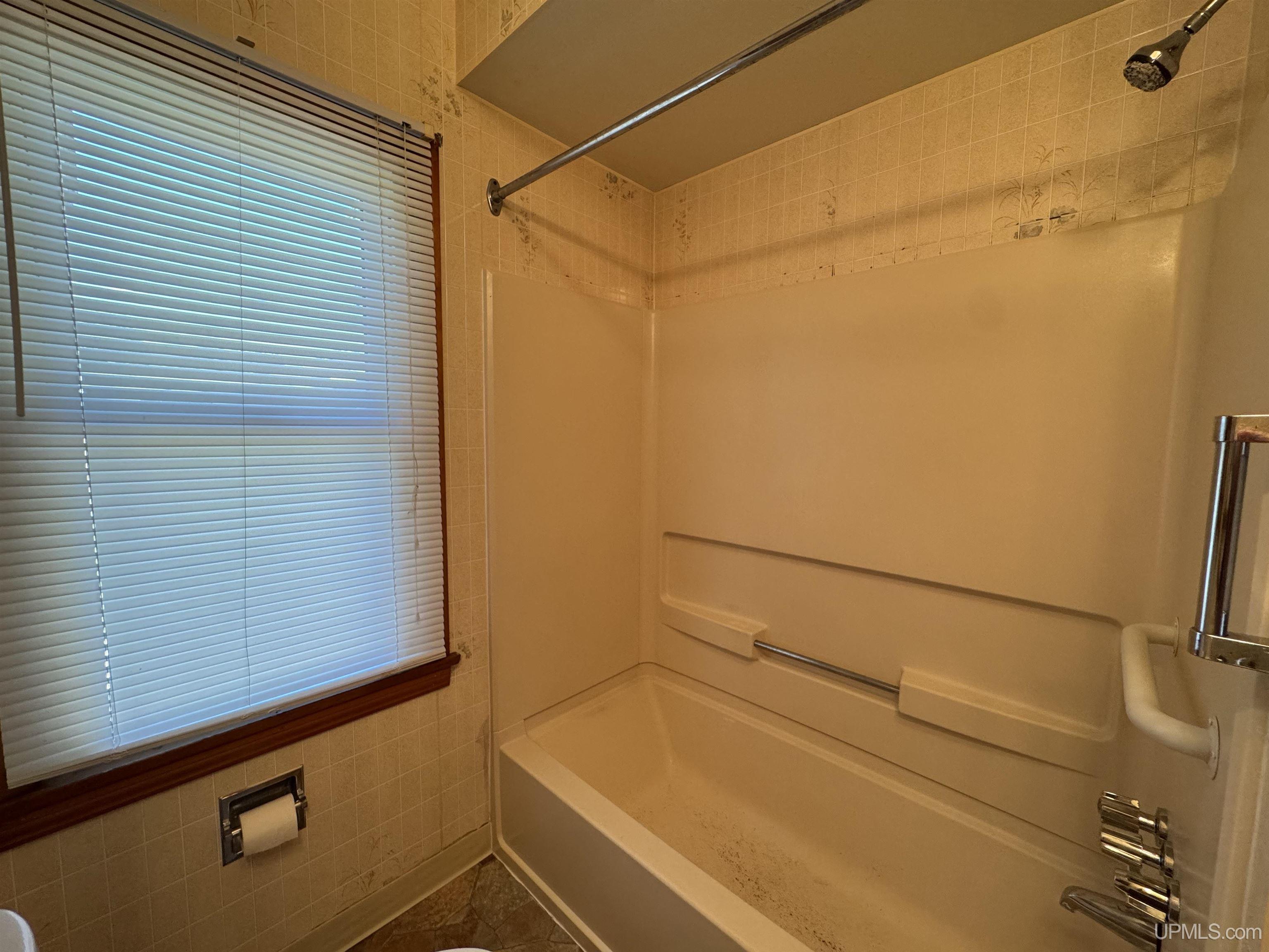 125 N Daisy Street Property Photo 16