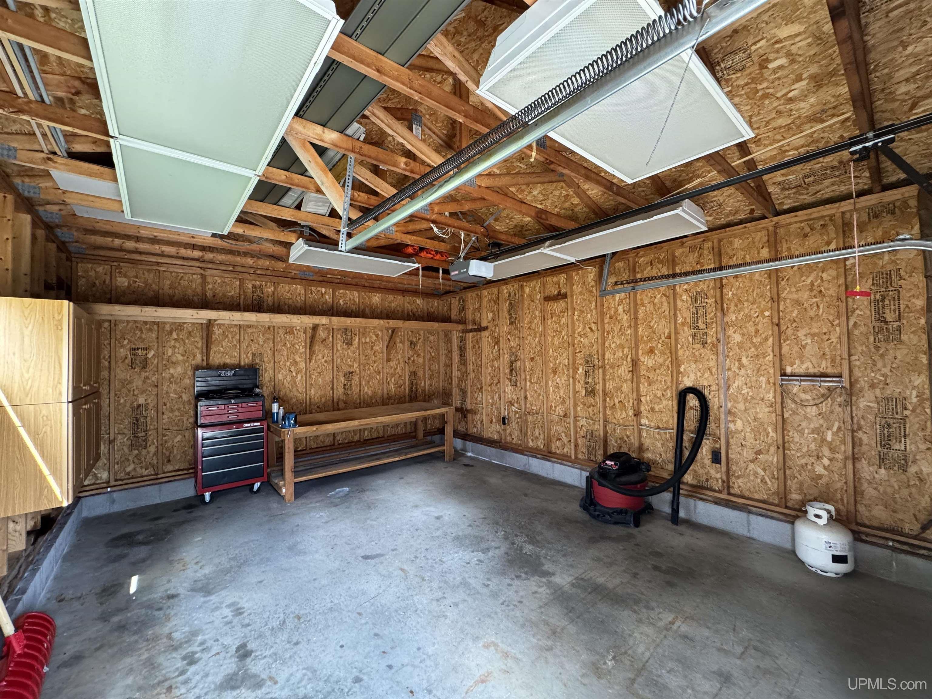 125 N Daisy Street Property Photo 35