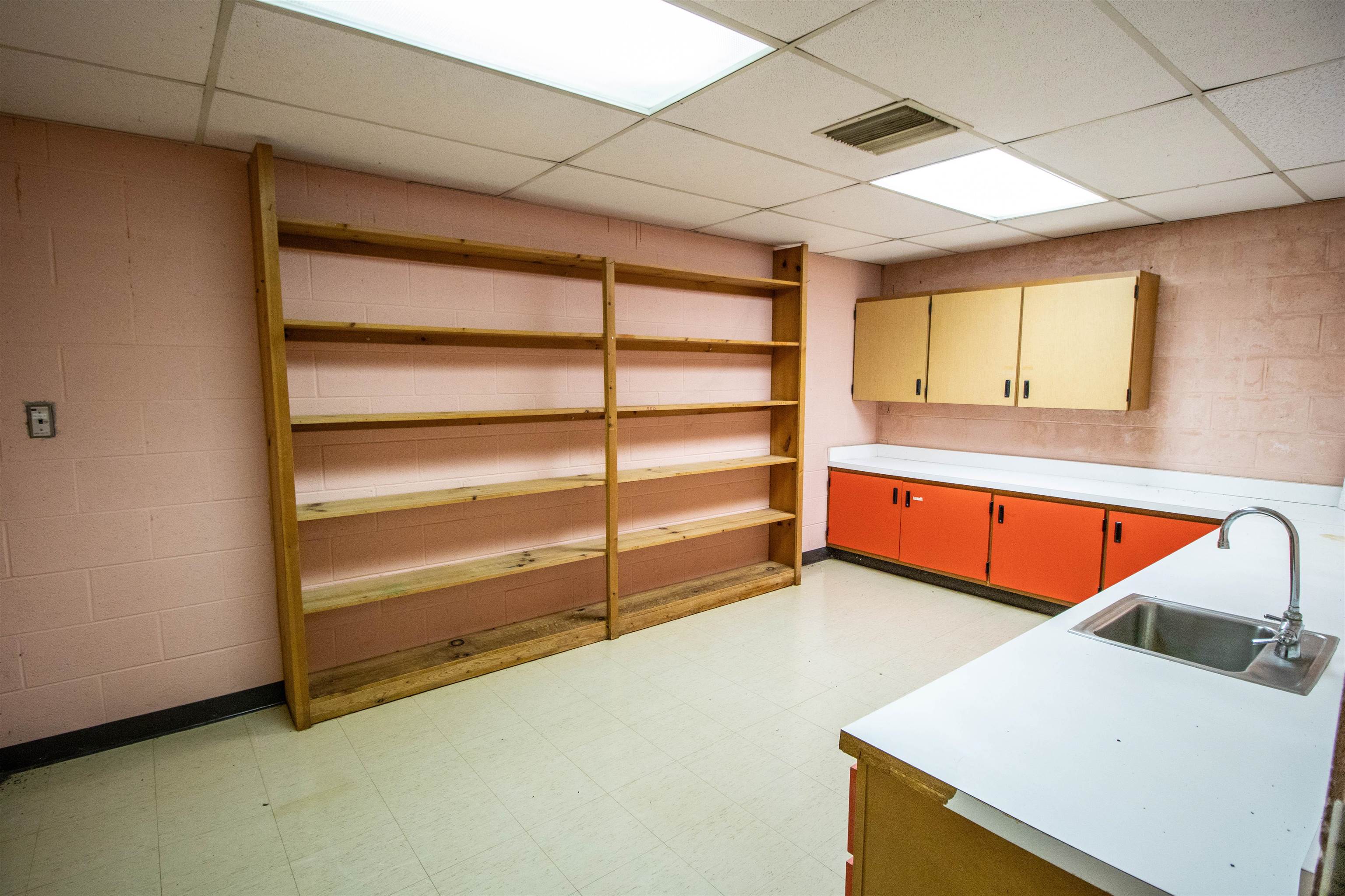 11218 N Linden Road Property Photo 28