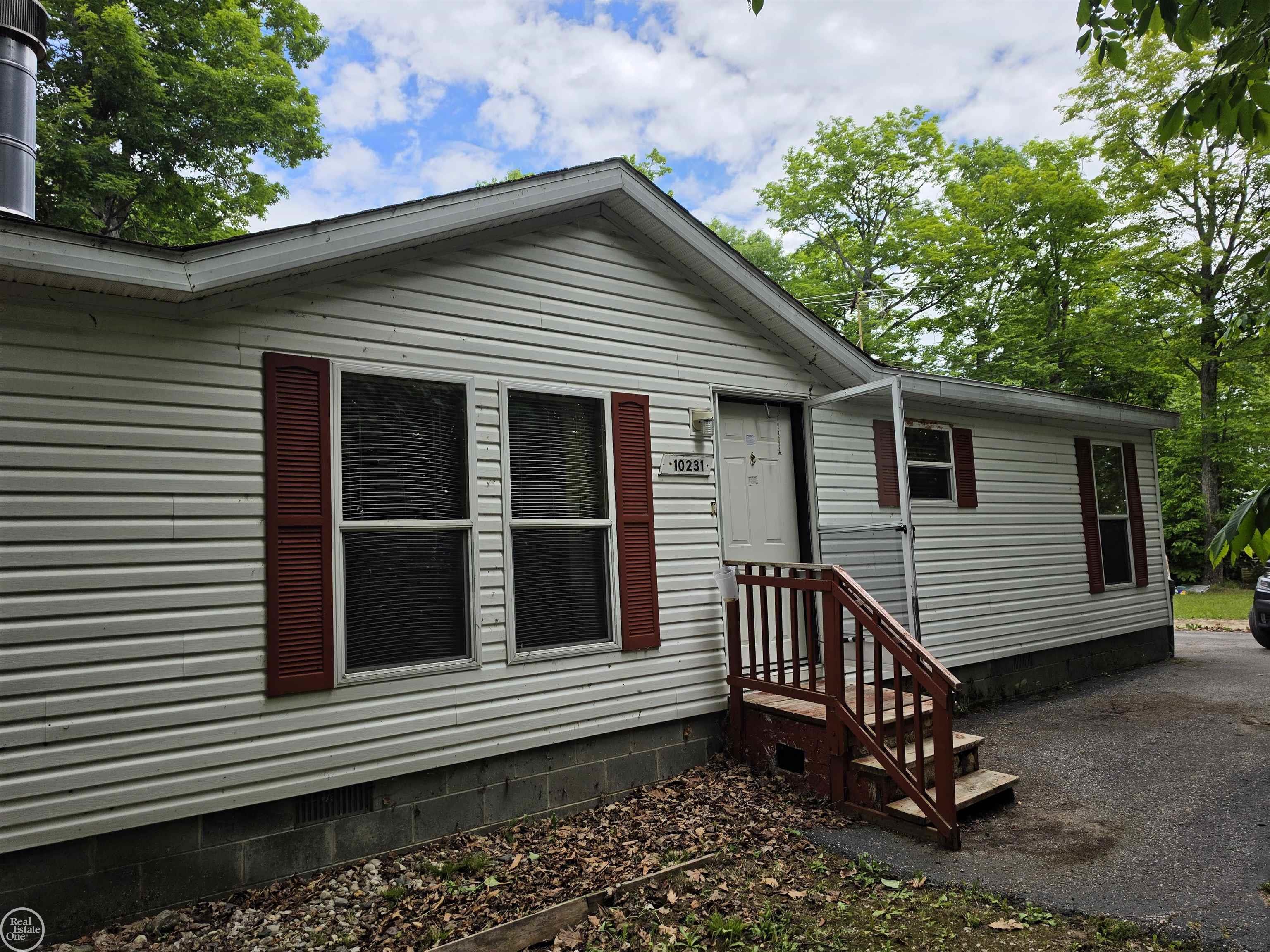 10231 Linden Avenue Property Photo 10