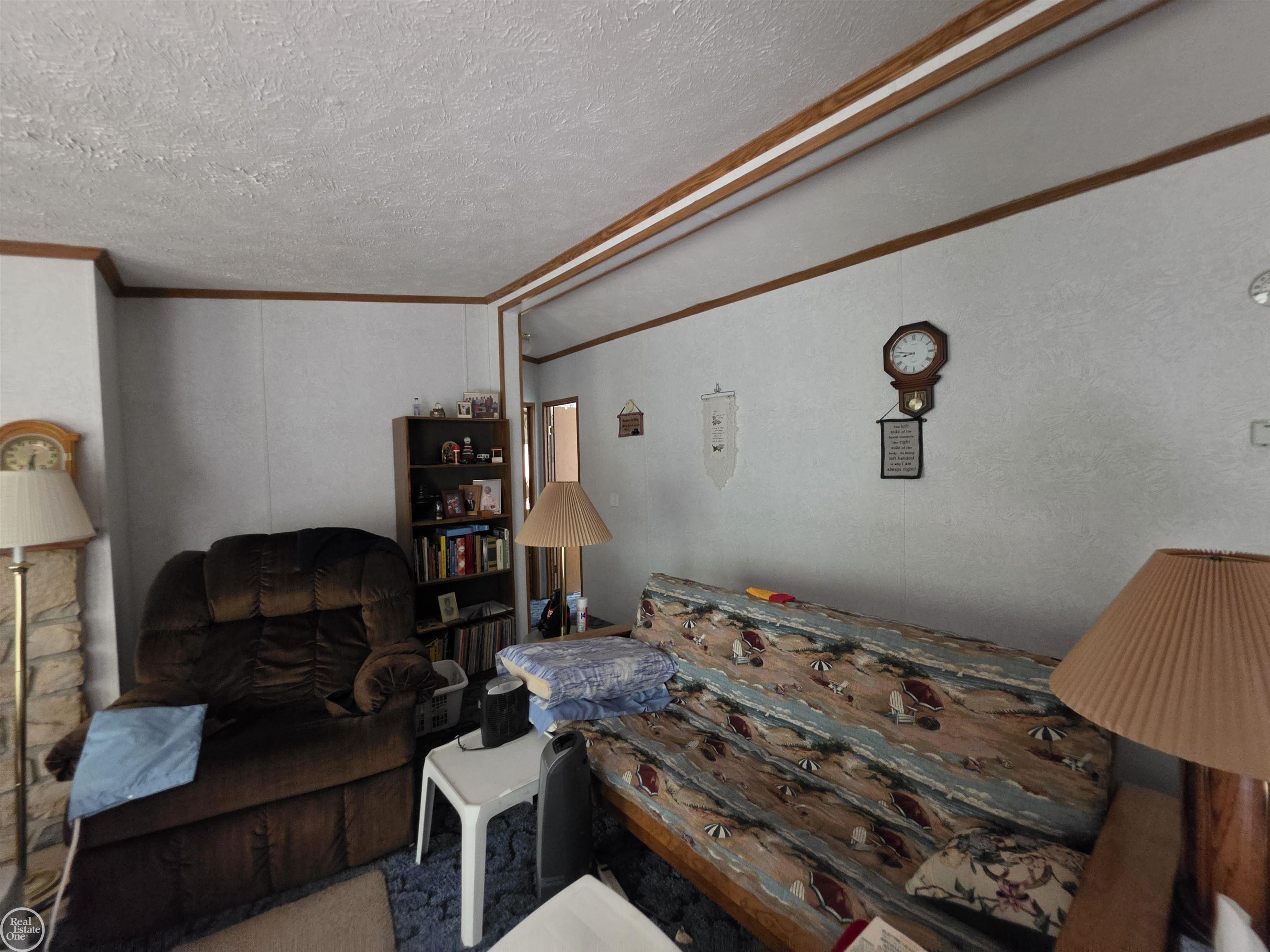 10231 Linden Avenue Property Photo 14