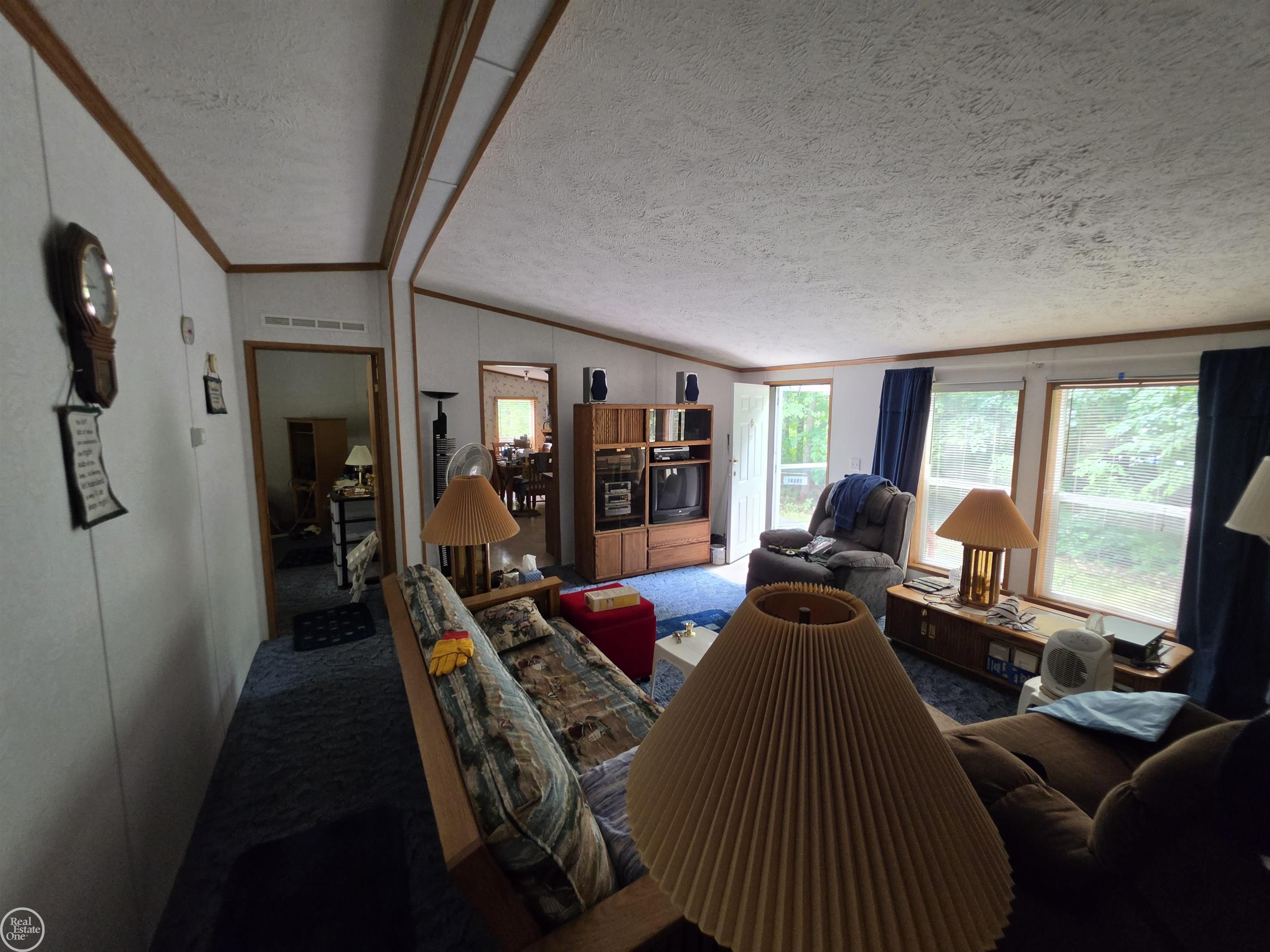10231 Linden Avenue Property Photo 20