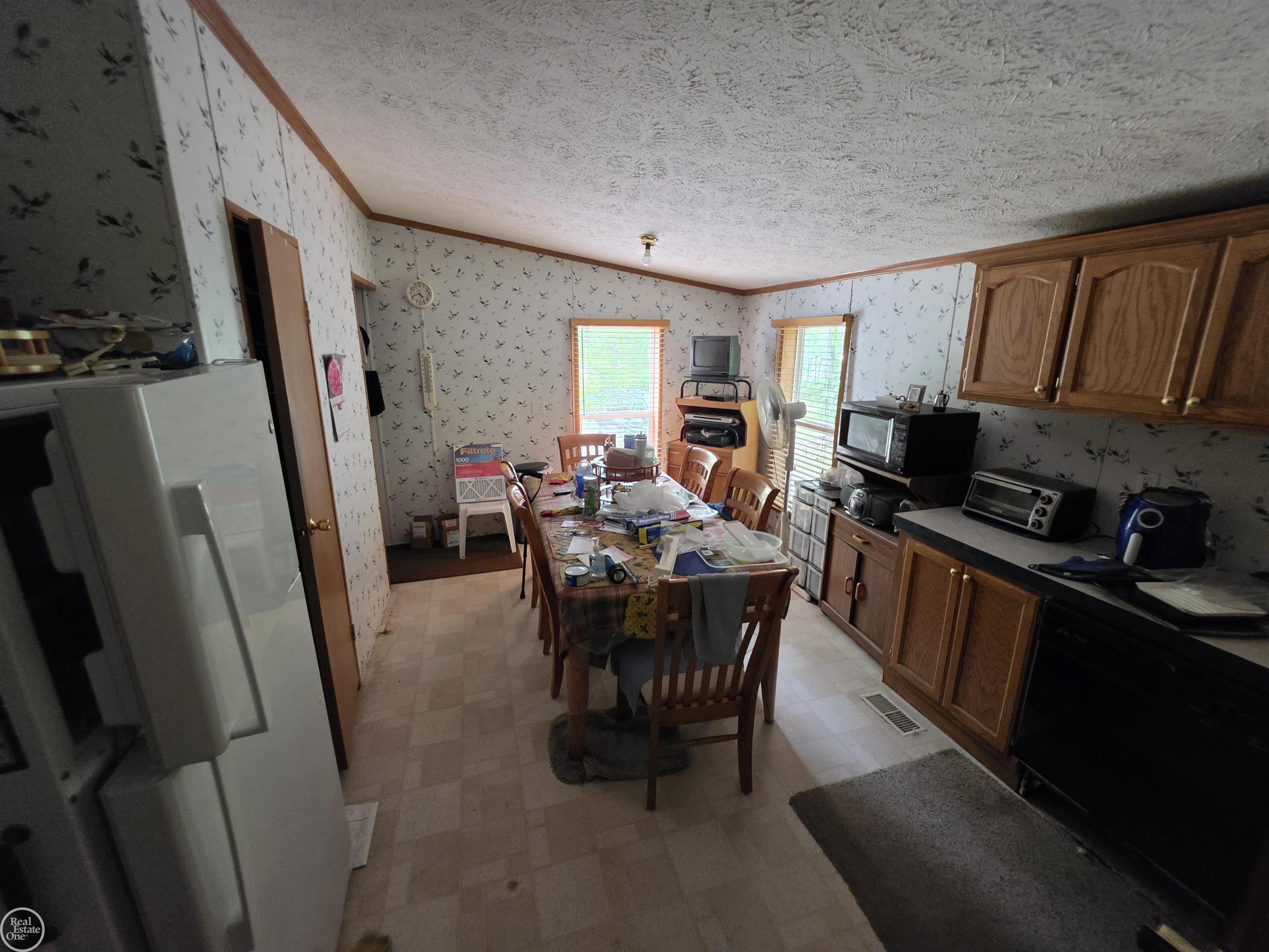 10231 Linden Avenue Property Photo 28