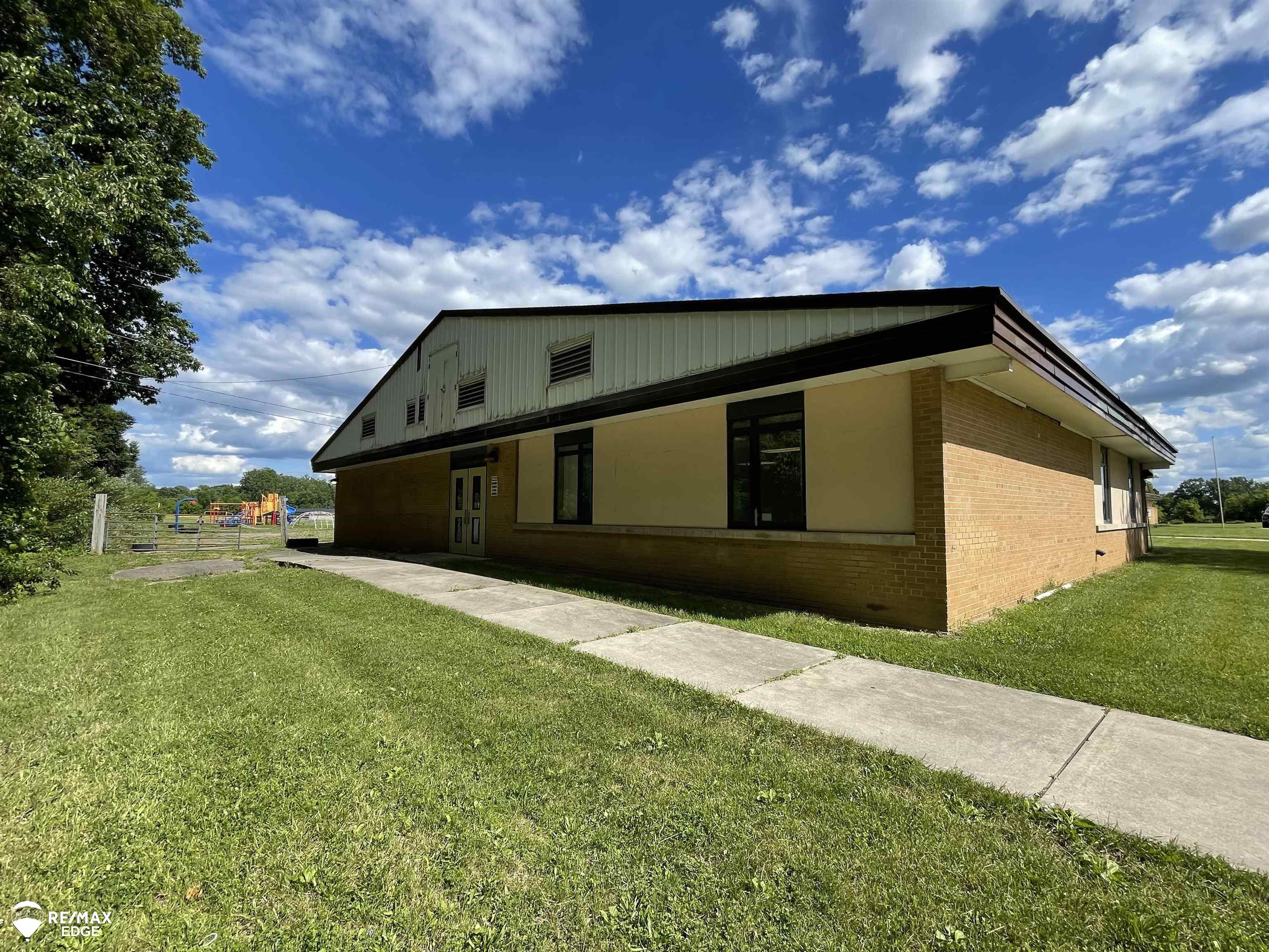 8254 N Gale Road Property Photo 44