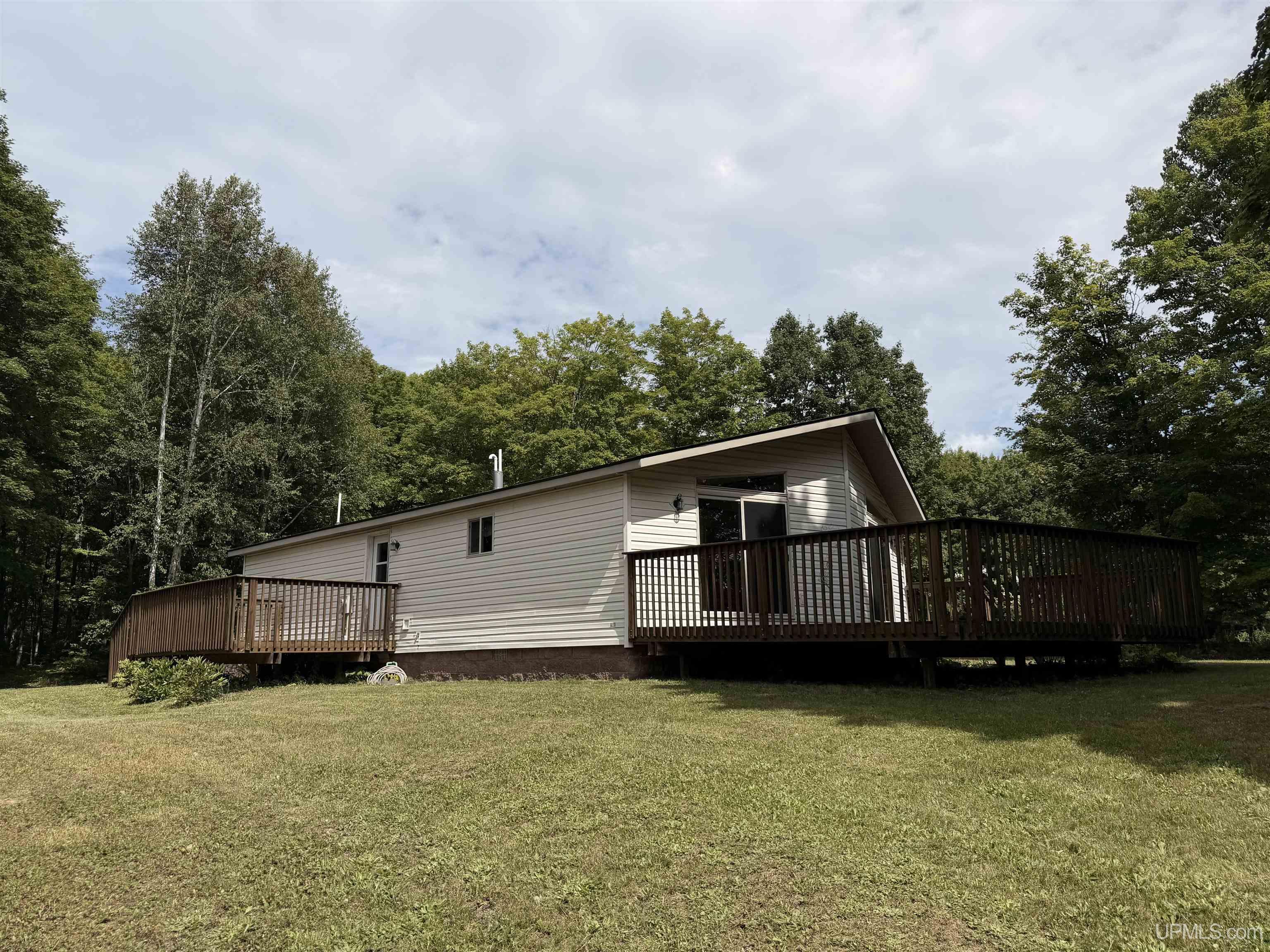 E12374 Olson Road Property Photo 2