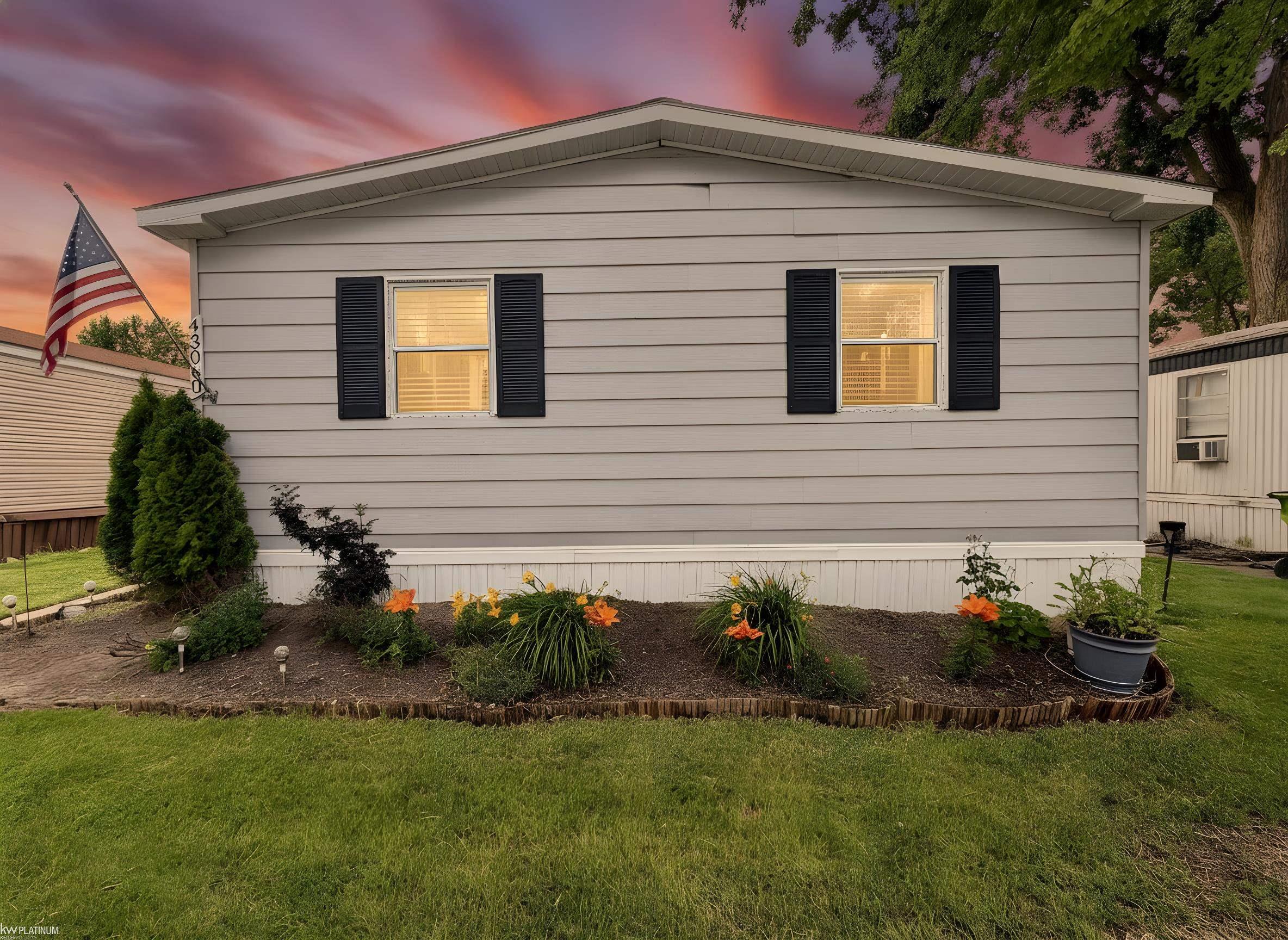 43060 Frontenac Avenue Property Photo 1