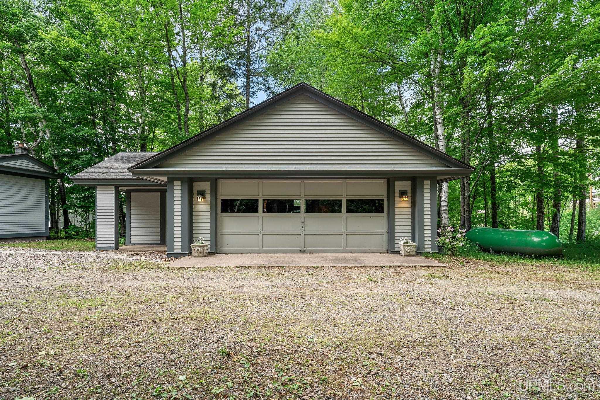 137 Brown Road Property Photo 7