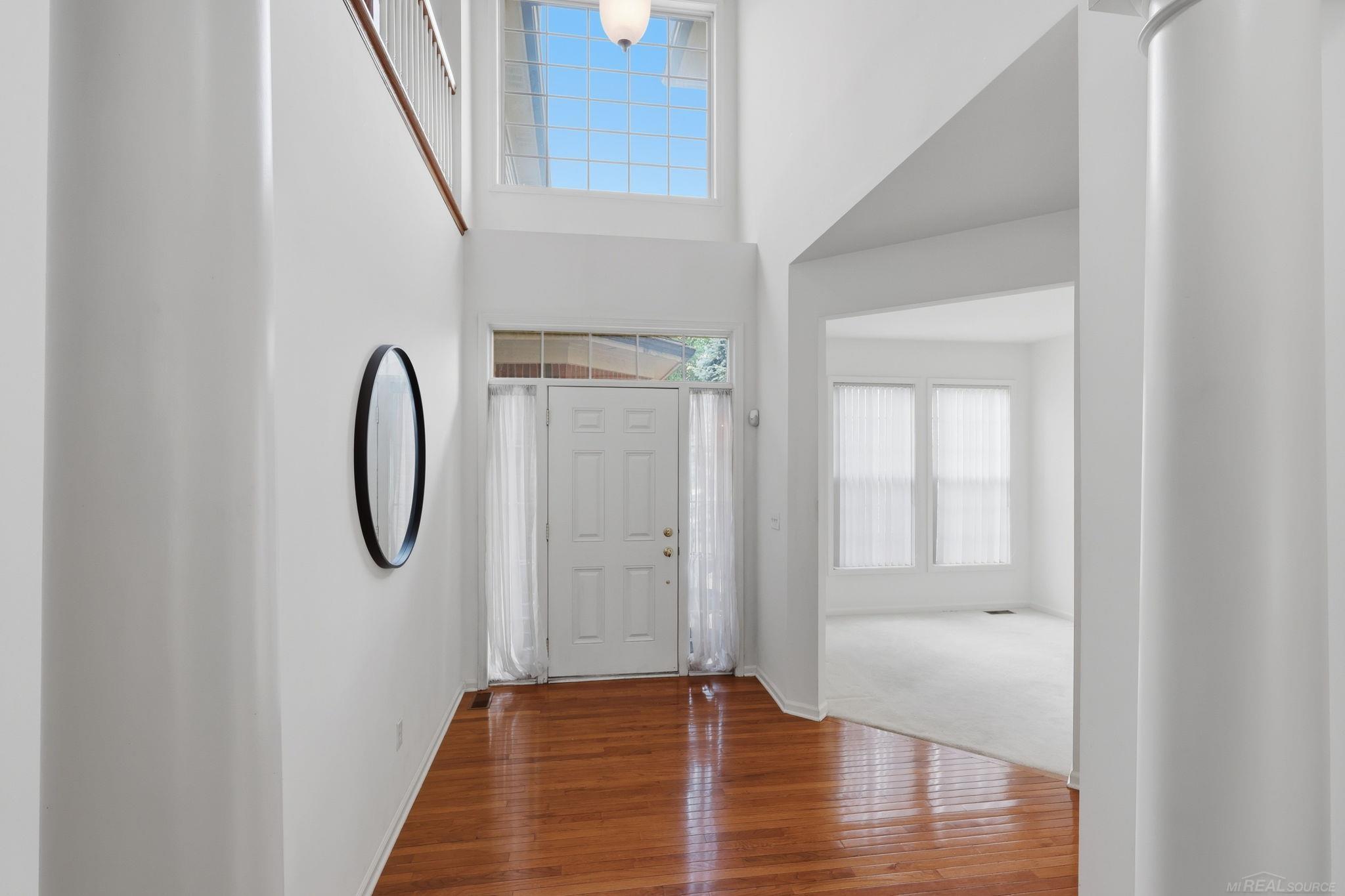 4048 Summerfield Drive Property Photo 2