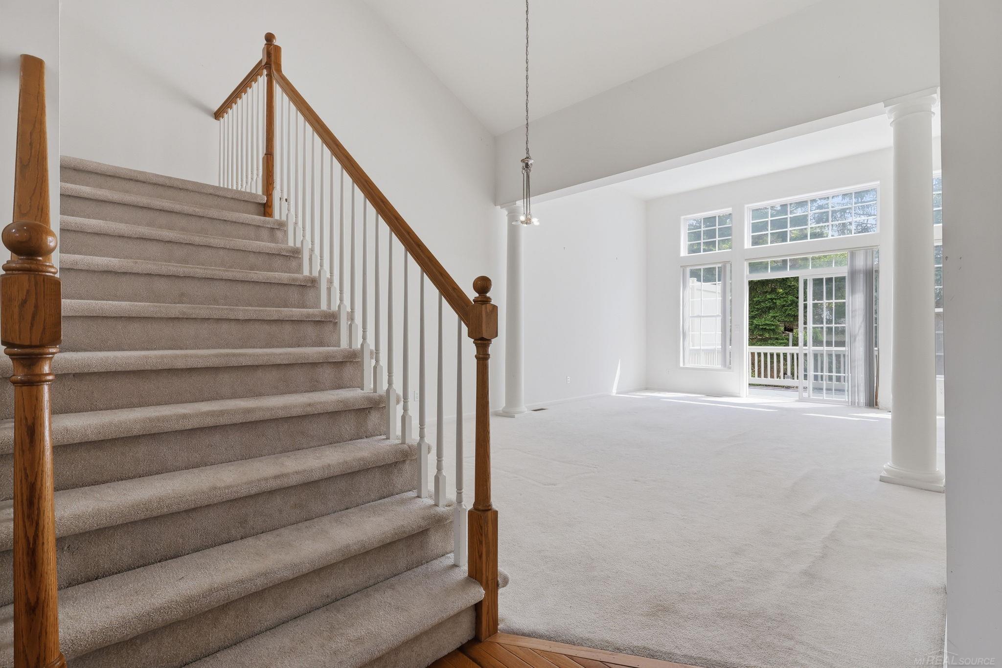 4048 Summerfield Drive Property Photo 13