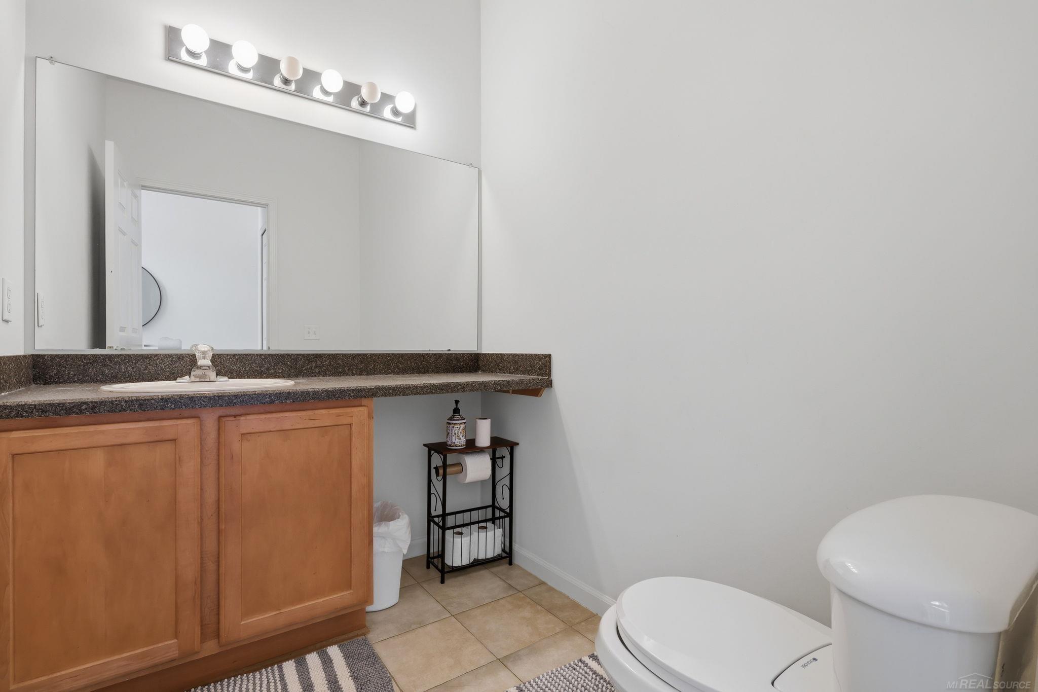 4048 Summerfield Drive Property Photo 14