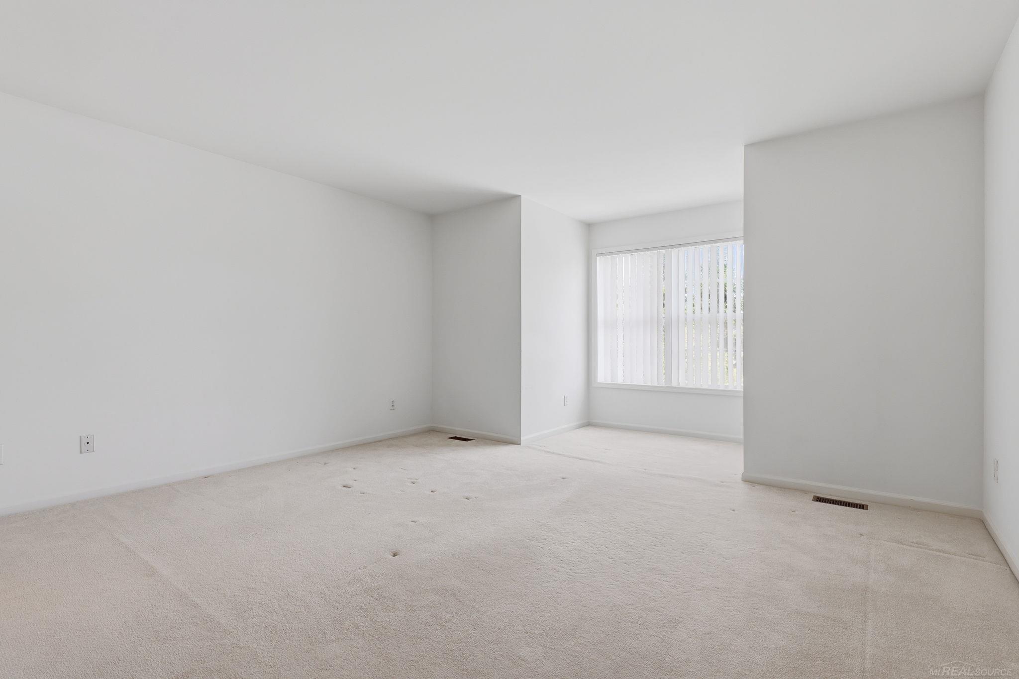 4048 Summerfield Drive Property Photo 17