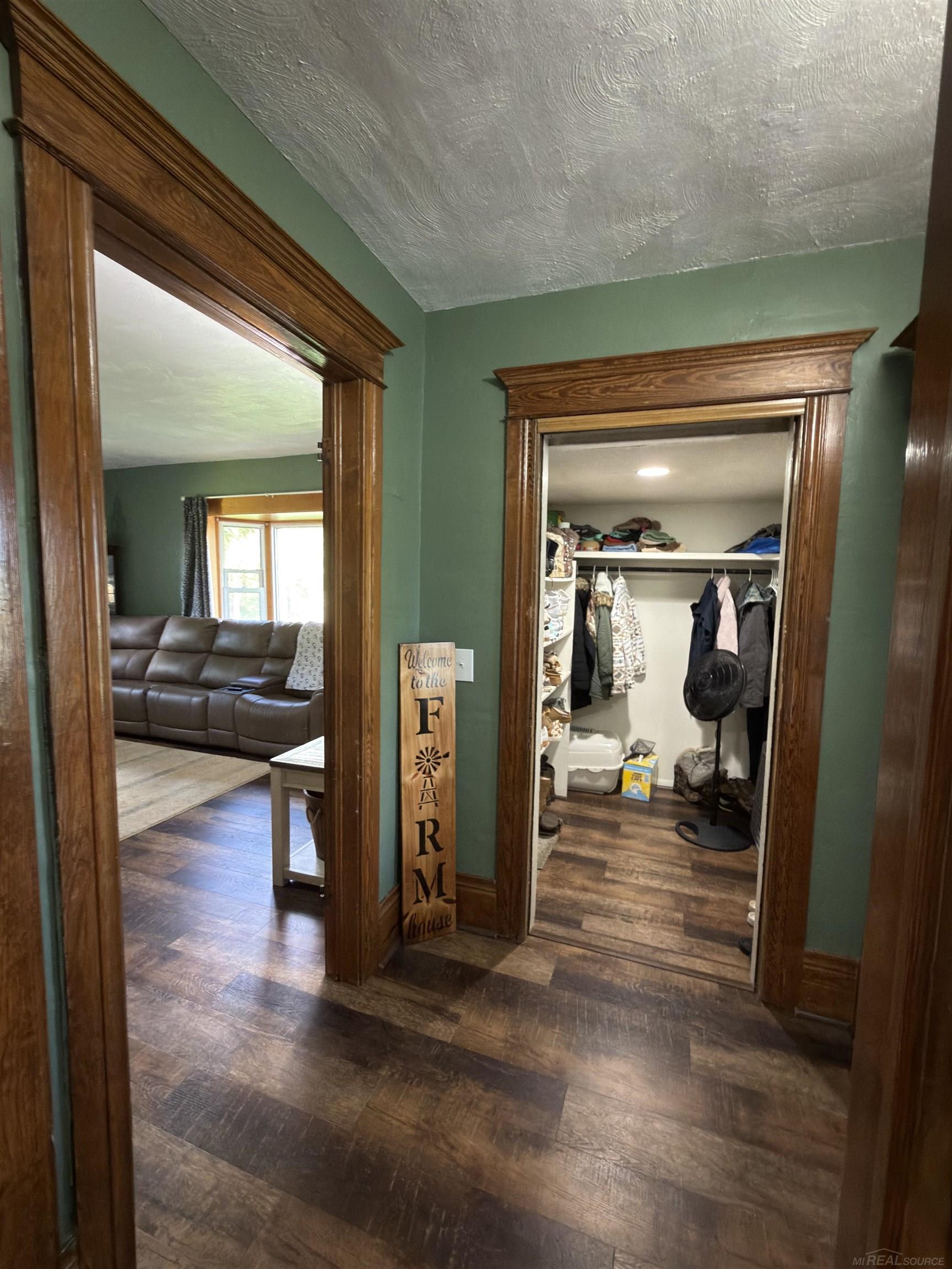 1451 N Loree Road Property Photo 13