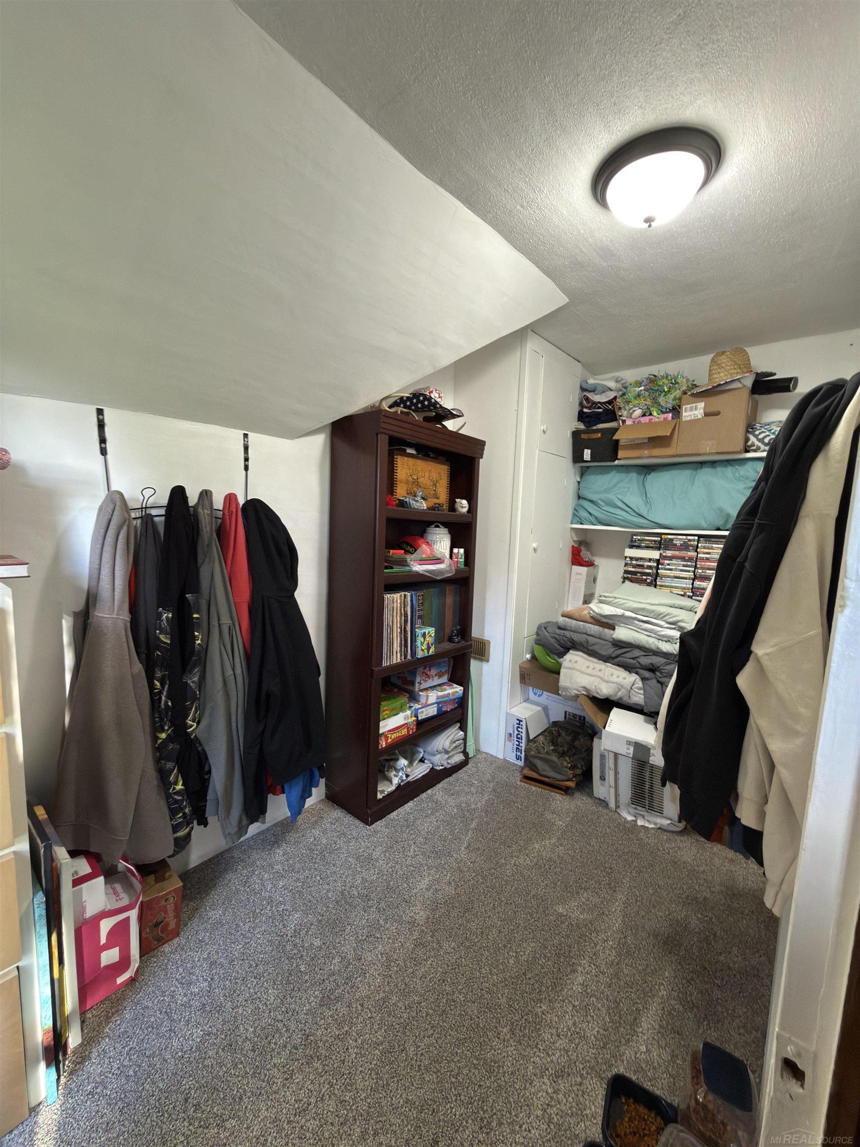 1451 N Loree Road Property Photo 21