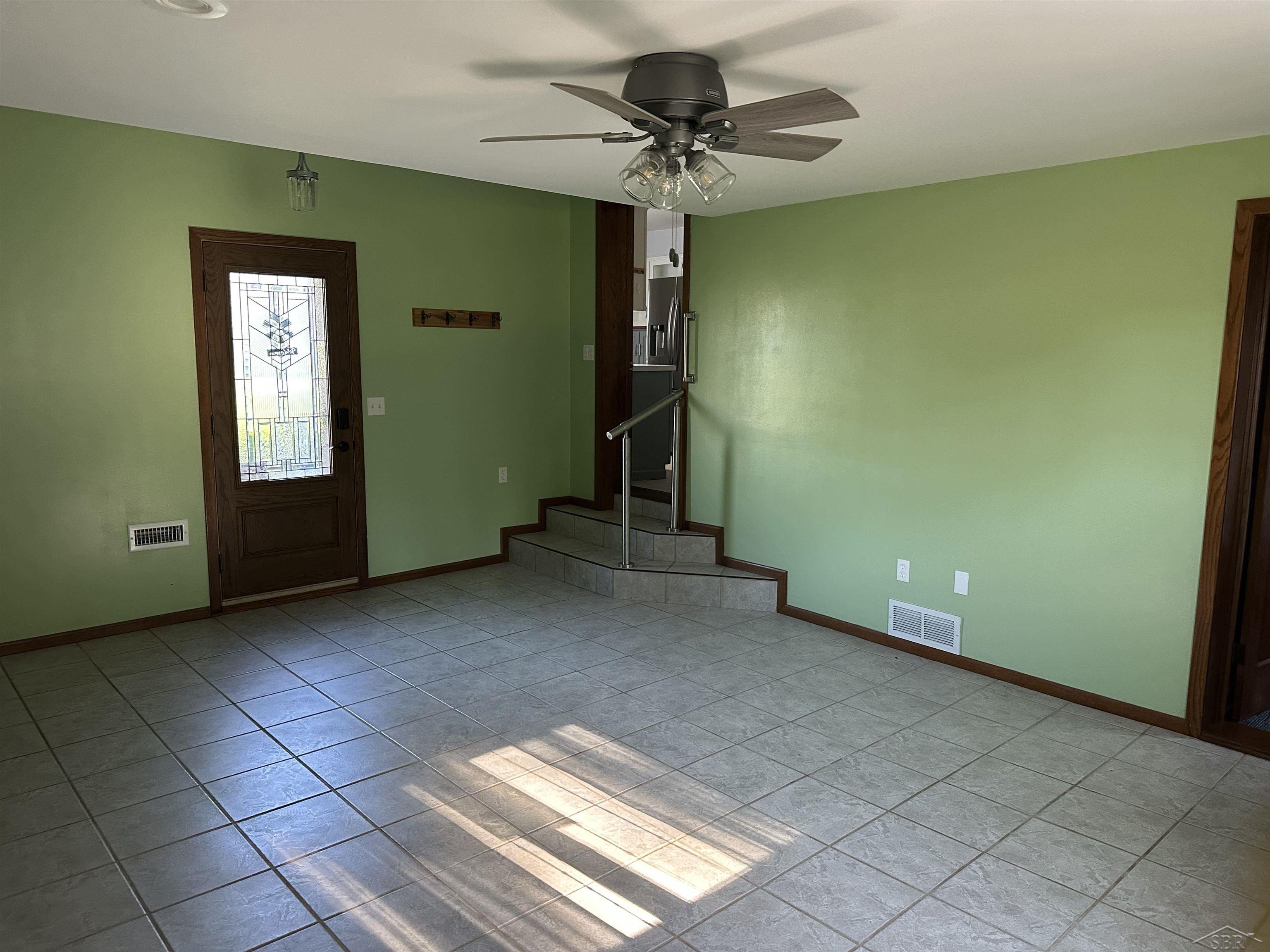 214 N Hemlock Road Property Photo 15