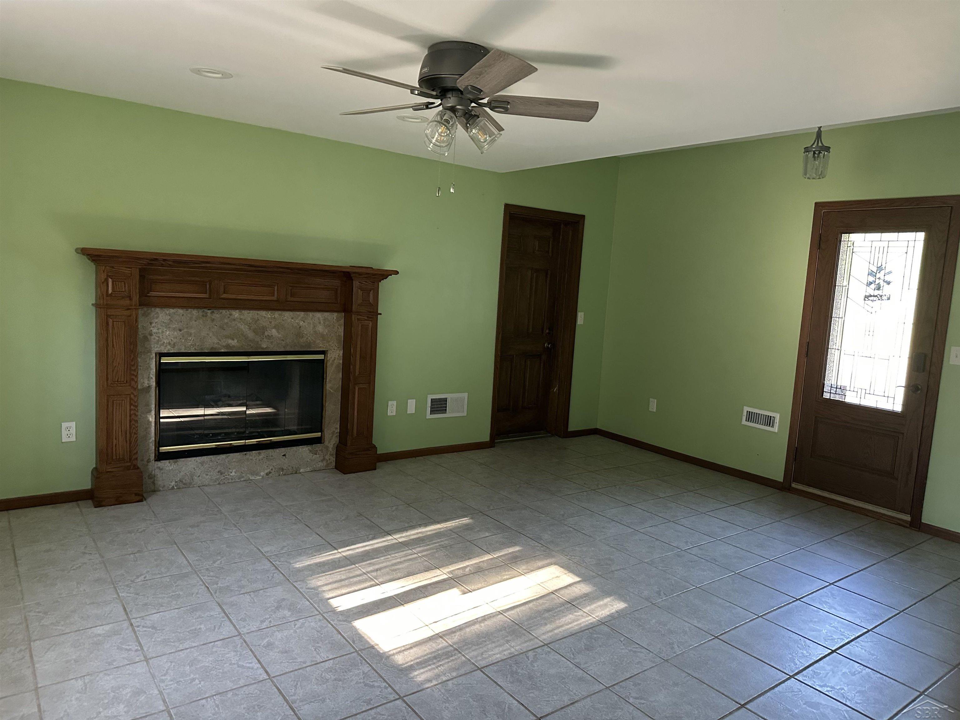 214 N Hemlock Road Property Photo 17