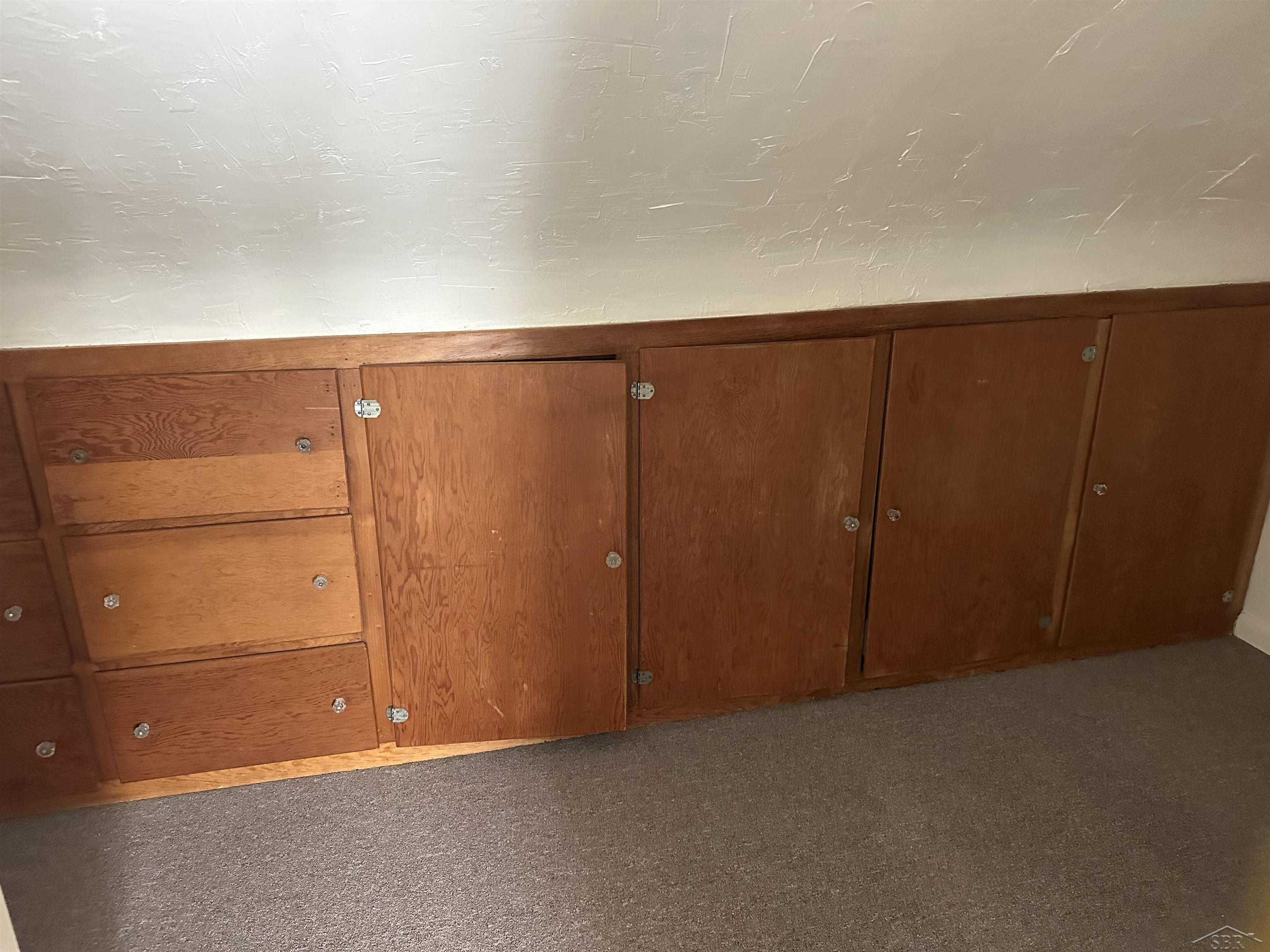 214 N Hemlock Road Property Photo 22