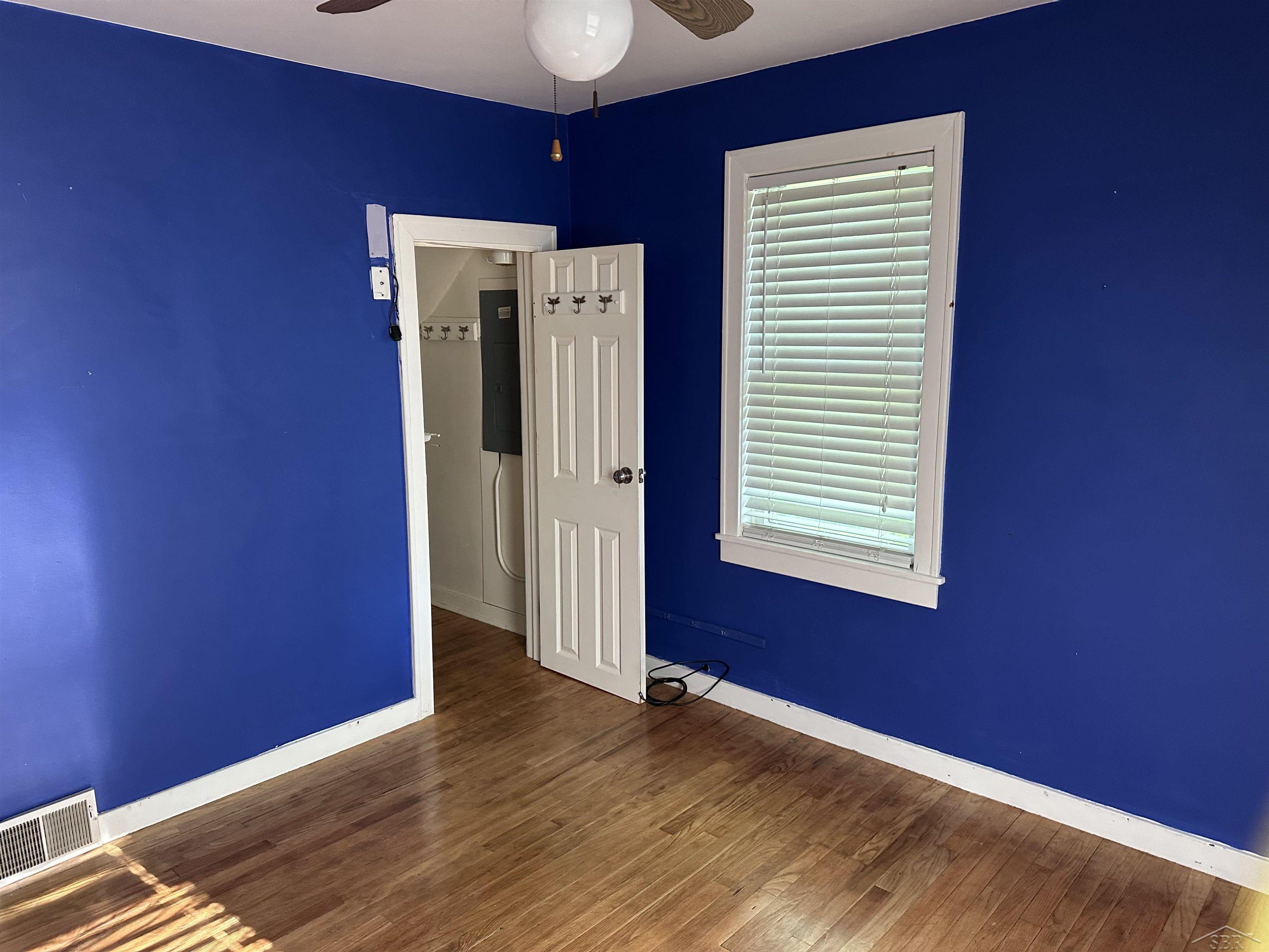214 N Hemlock Road Property Photo 27