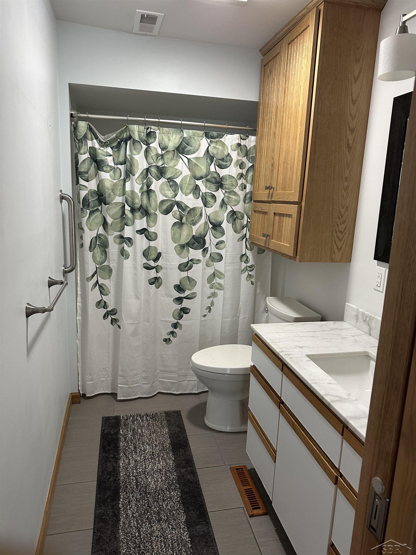 214 N Hemlock Road Property Photo 28