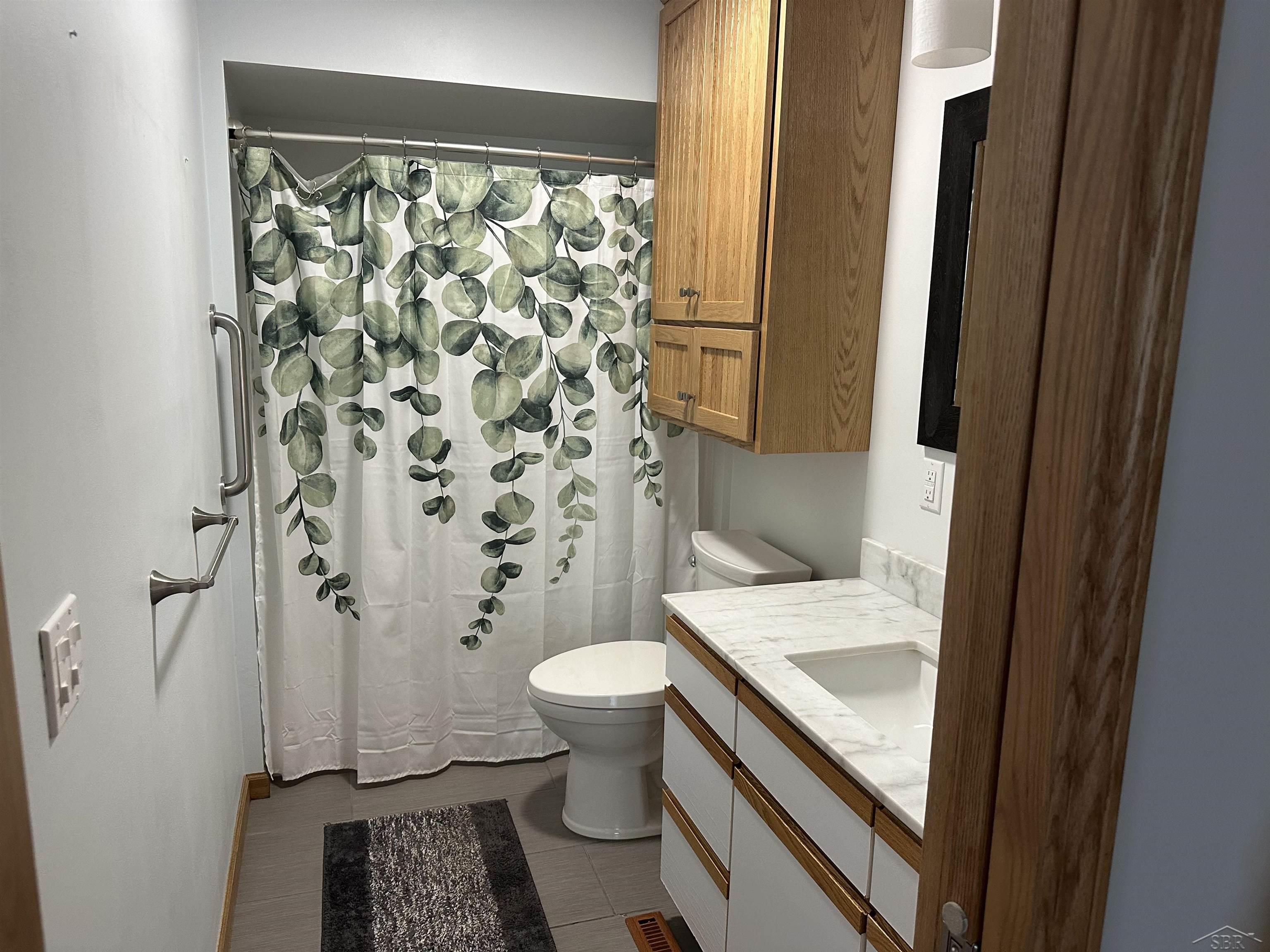 214 N Hemlock Road Property Photo 29