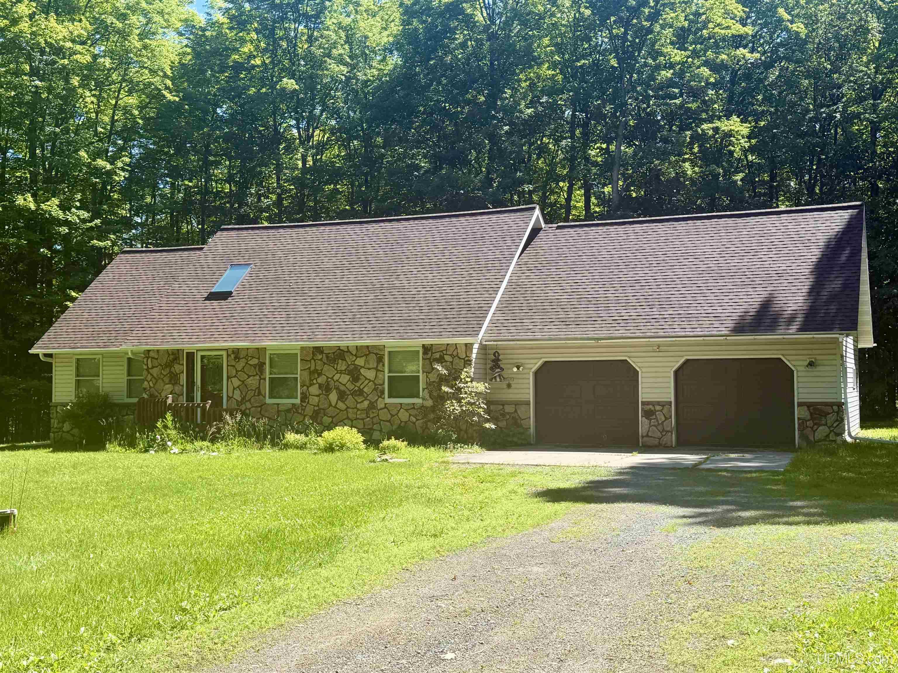 N3190 Woodland Drive Property Photo 1