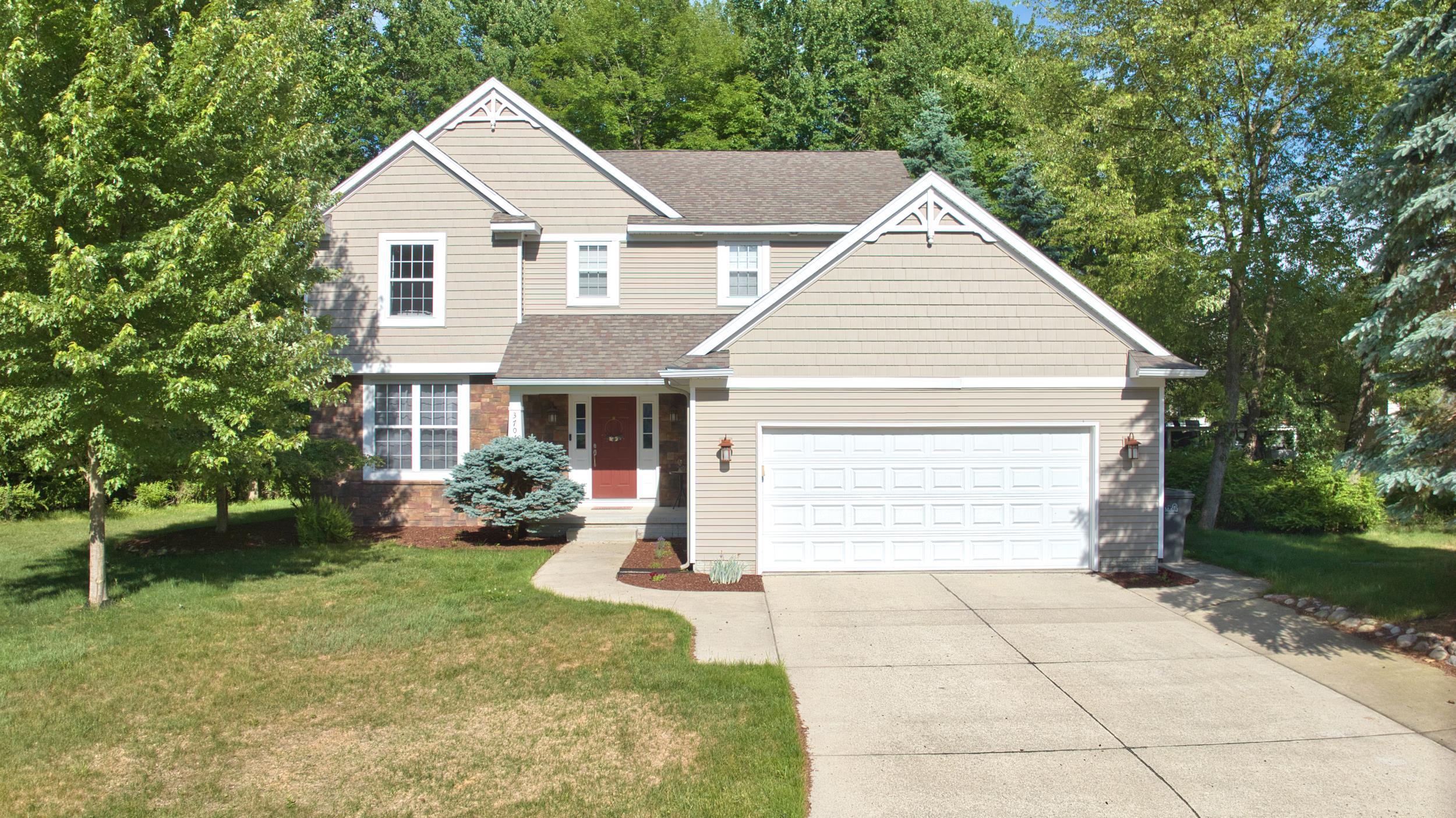 3704 Aspen Way Drive Property Photo 1
